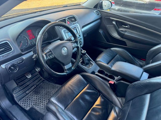 VW Eos 2.0 FSI Turbo-image-6