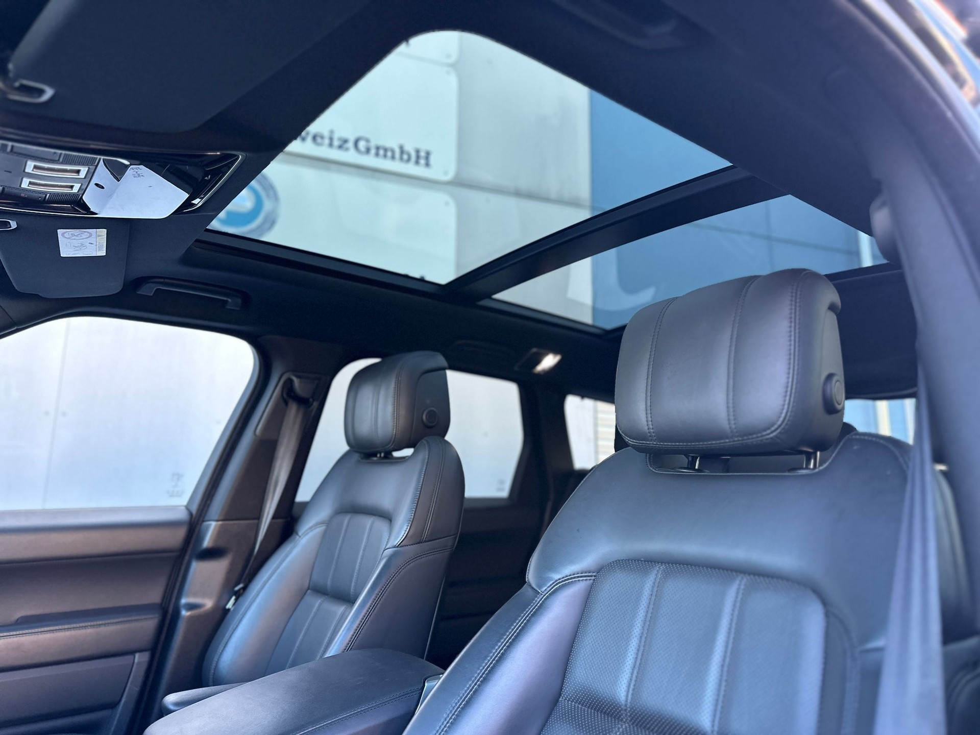 LAND ROVER Range Rover Sport 3.0 SDV6 HSE Dynamic Automatic-image-15