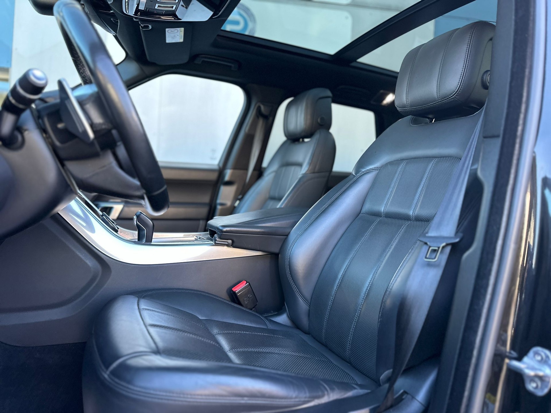 LAND ROVER Range Rover Sport 3.0 SDV6 HSE Dynamic Automatic-image-14