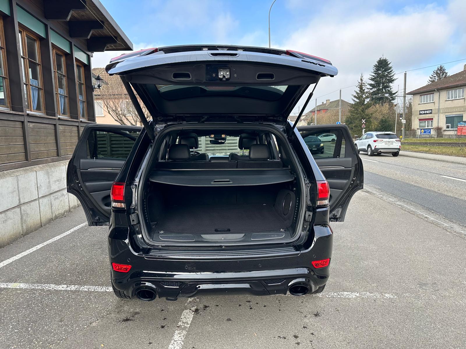 JEEP Grand Cherokee 6.4 V8 HEMI SRT8 Automatic-image-6