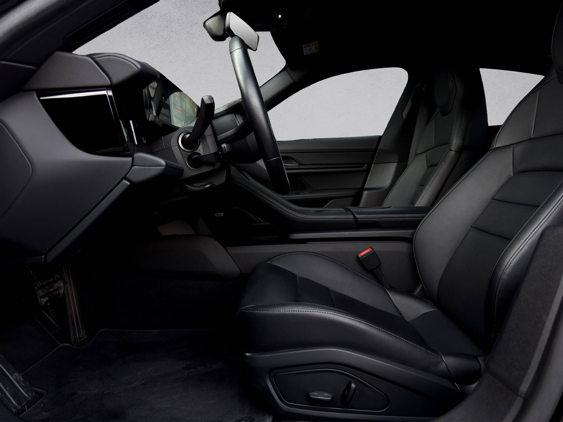 PORSCHE Taycan 4S mit Performance Batterie Plus-image-6