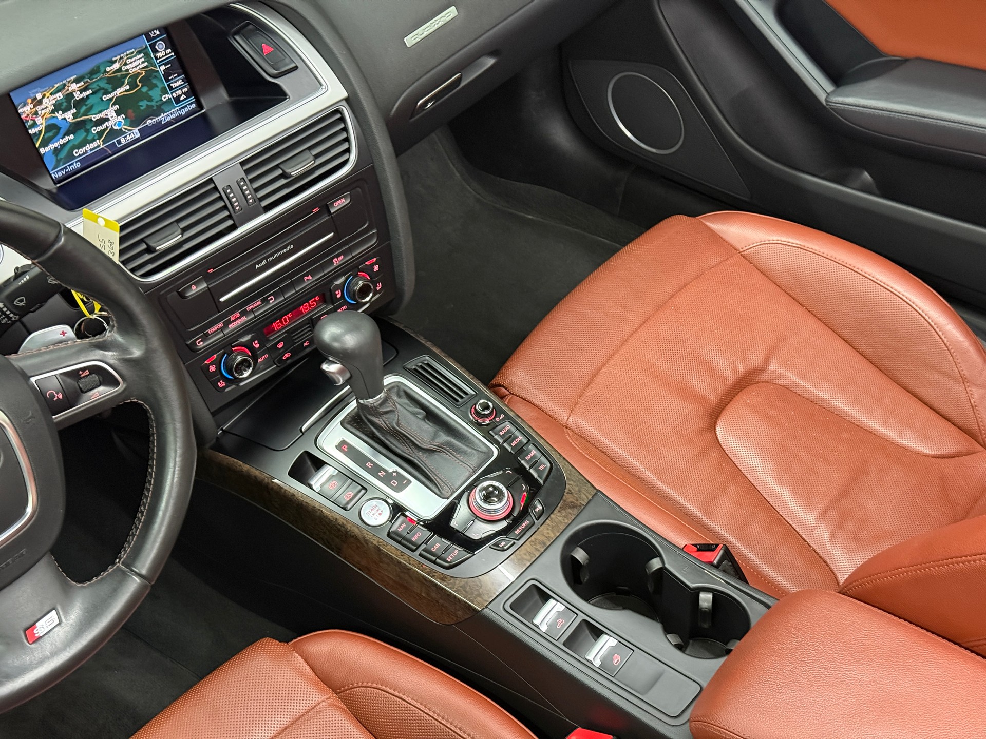 AUDI S5 Cabrio 3.0 TFSI quattro S-tronic-image-8