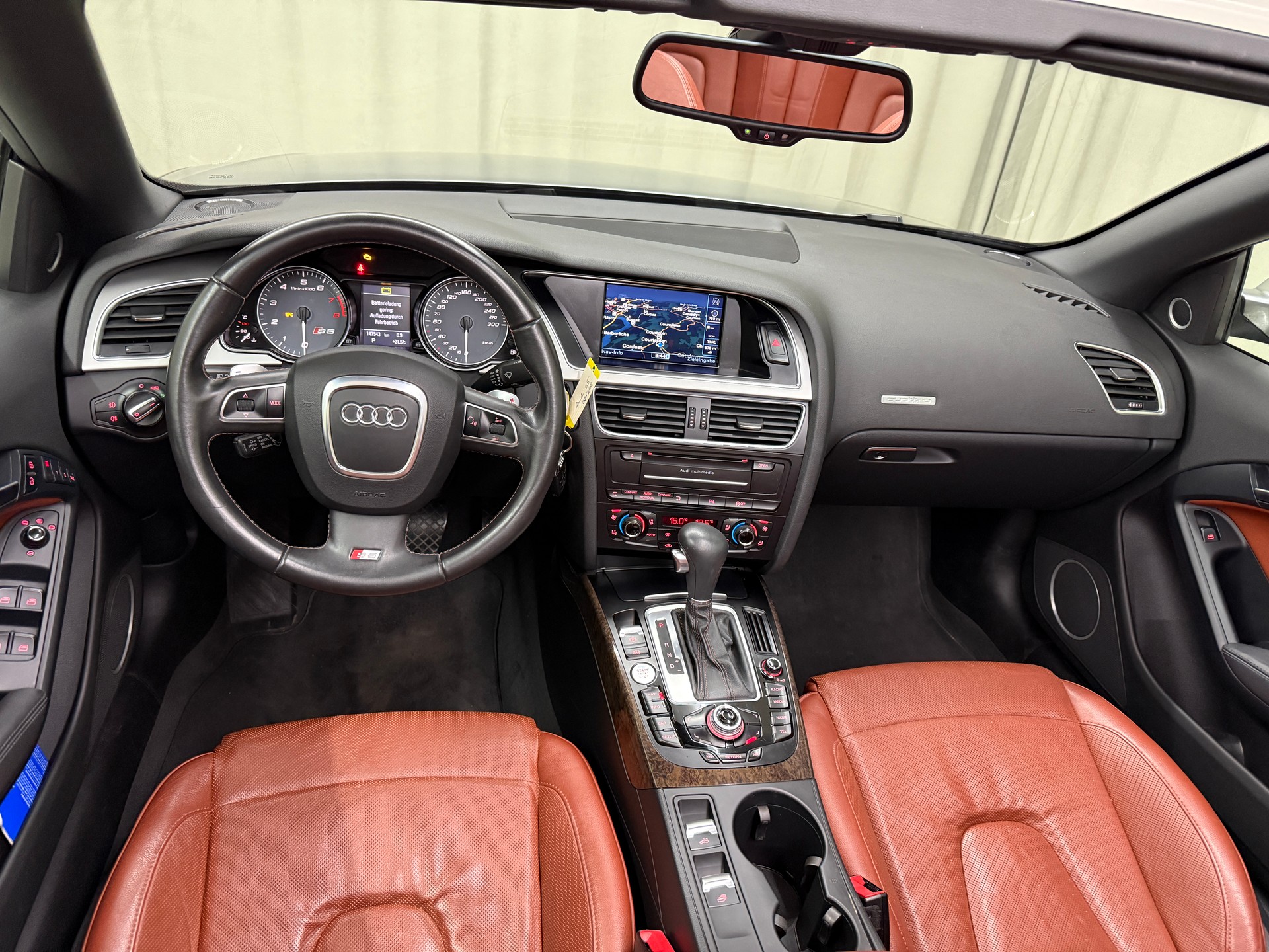 AUDI S5 Cabrio 3.0 TFSI quattro S-tronic-image-5