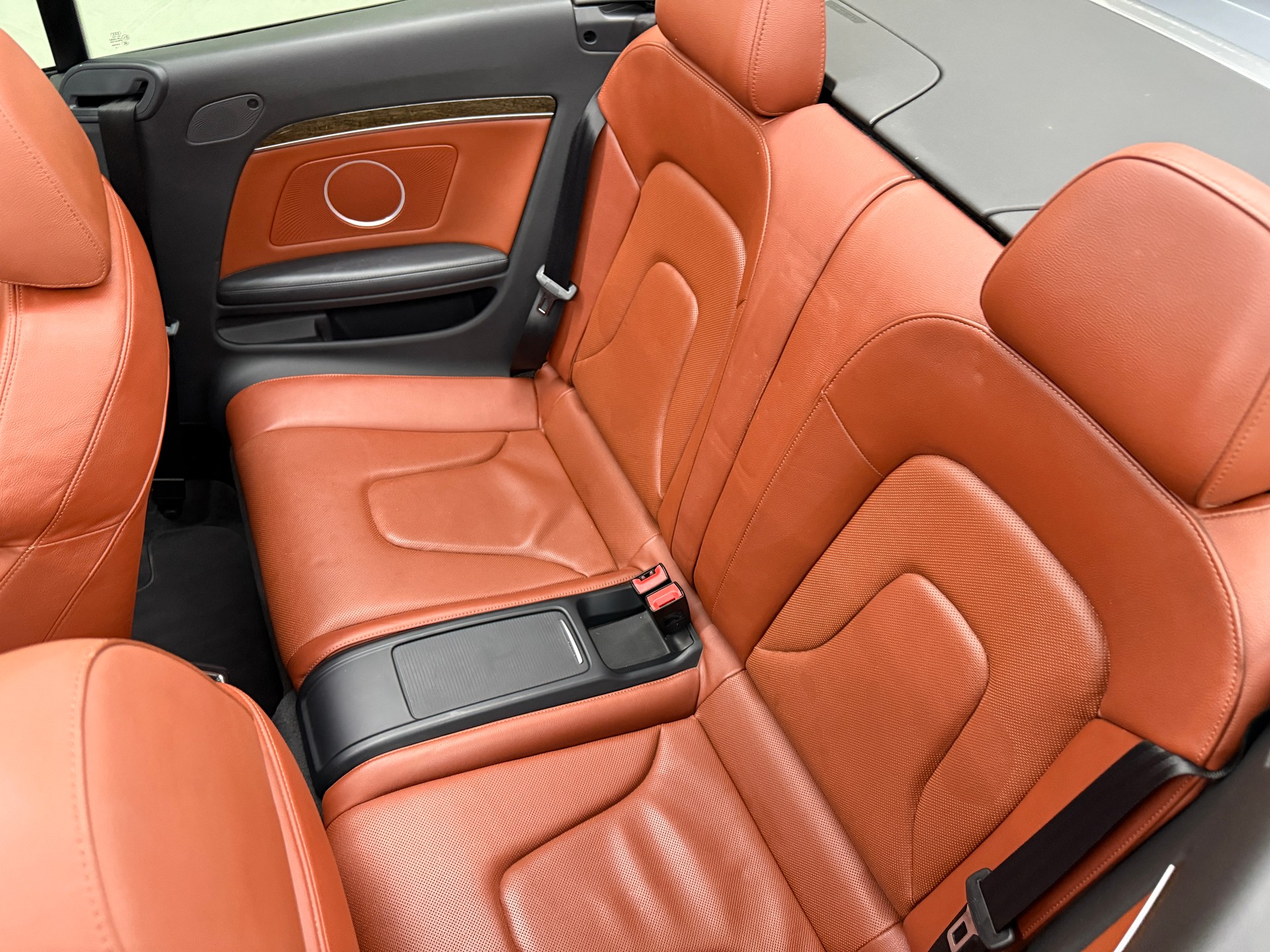 AUDI S5 Cabrio 3.0 TFSI quattro S-tronic-image-4