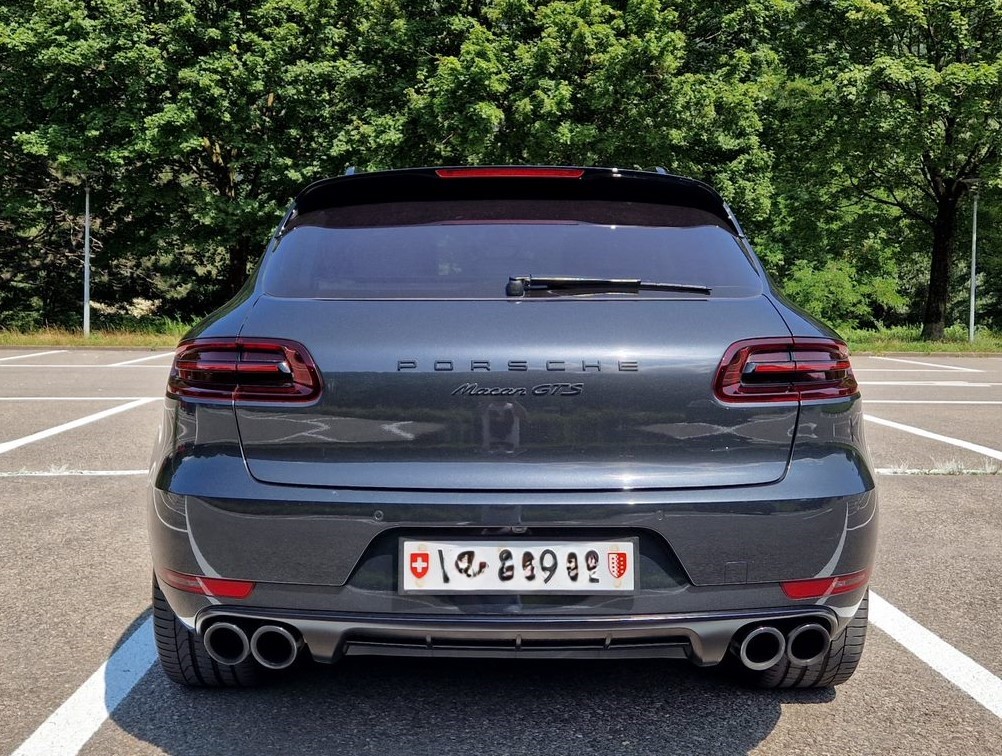 PORSCHE Macan GTS PDK-image-2