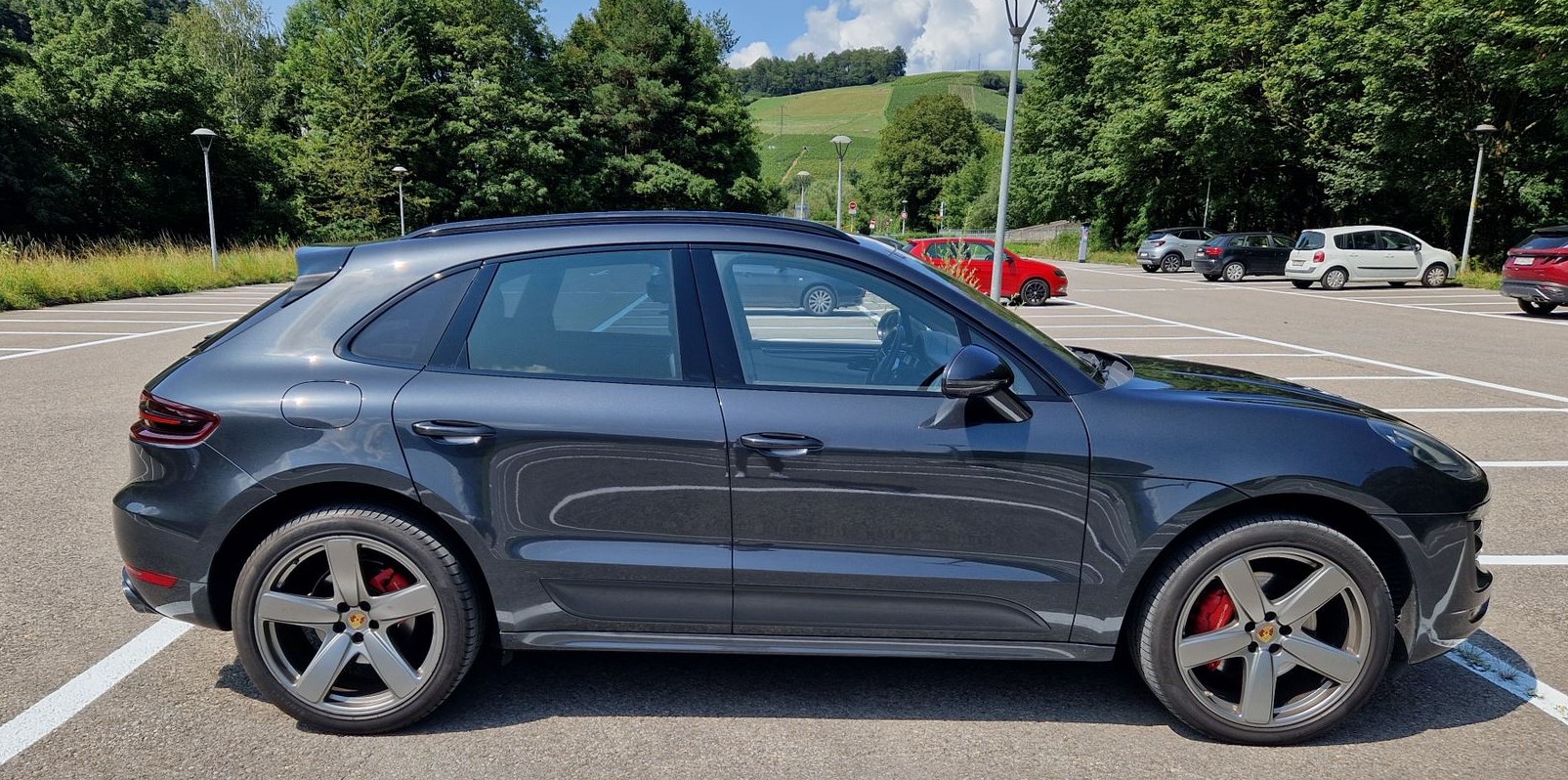 PORSCHE Macan GTS PDK-image-1