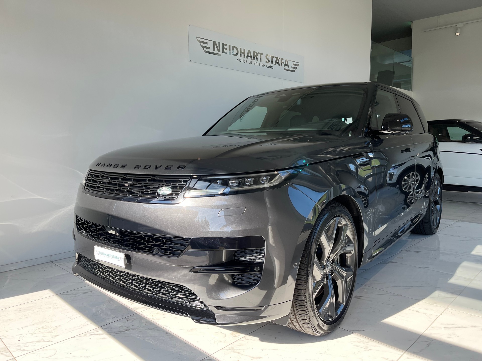 LAND ROVER Range Rover Sport P530 4.4 V8 Autobiography Automatic-image-1