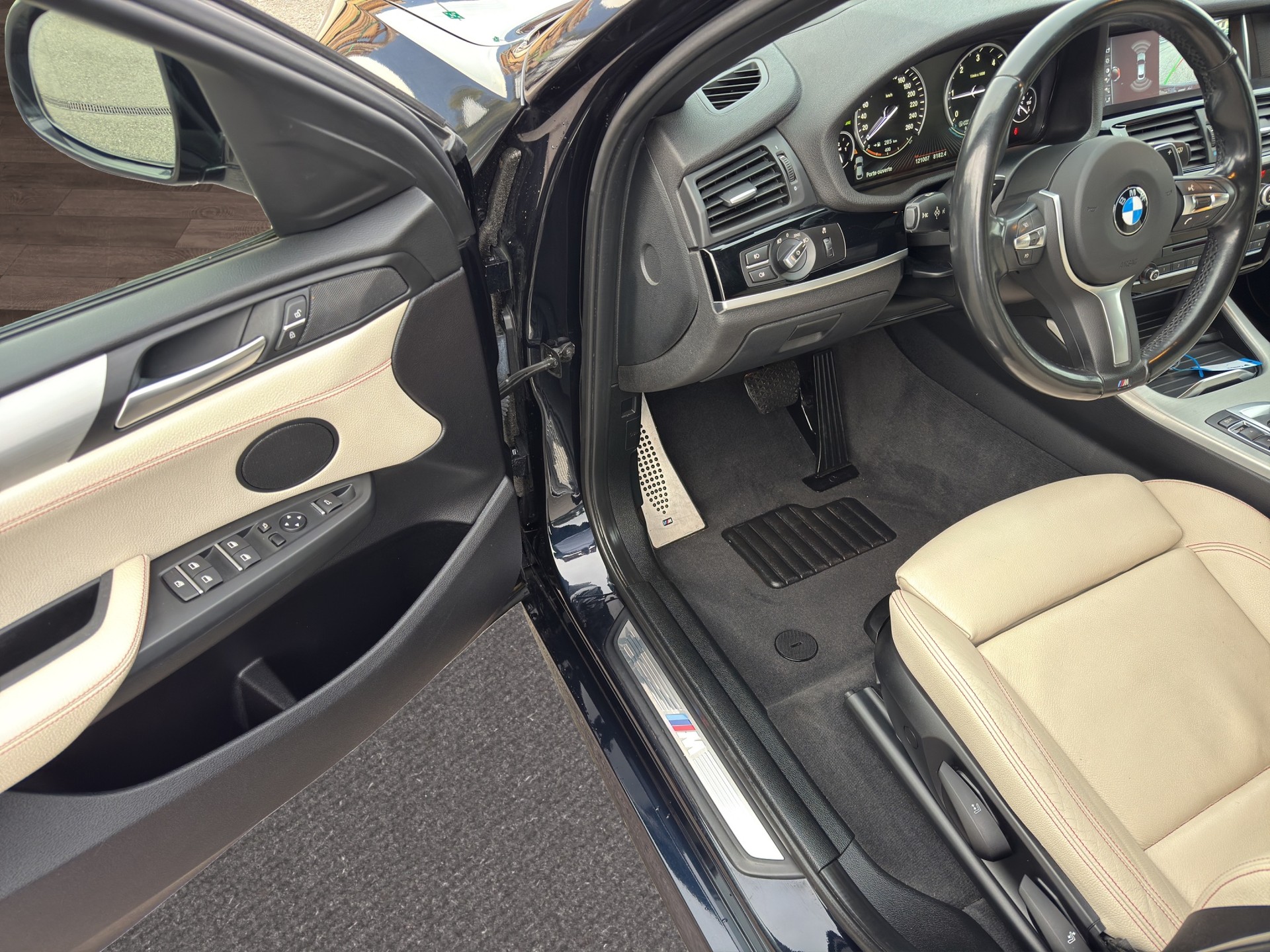 BMW X4 xDrive 20d M Sport Steptronic-image-19