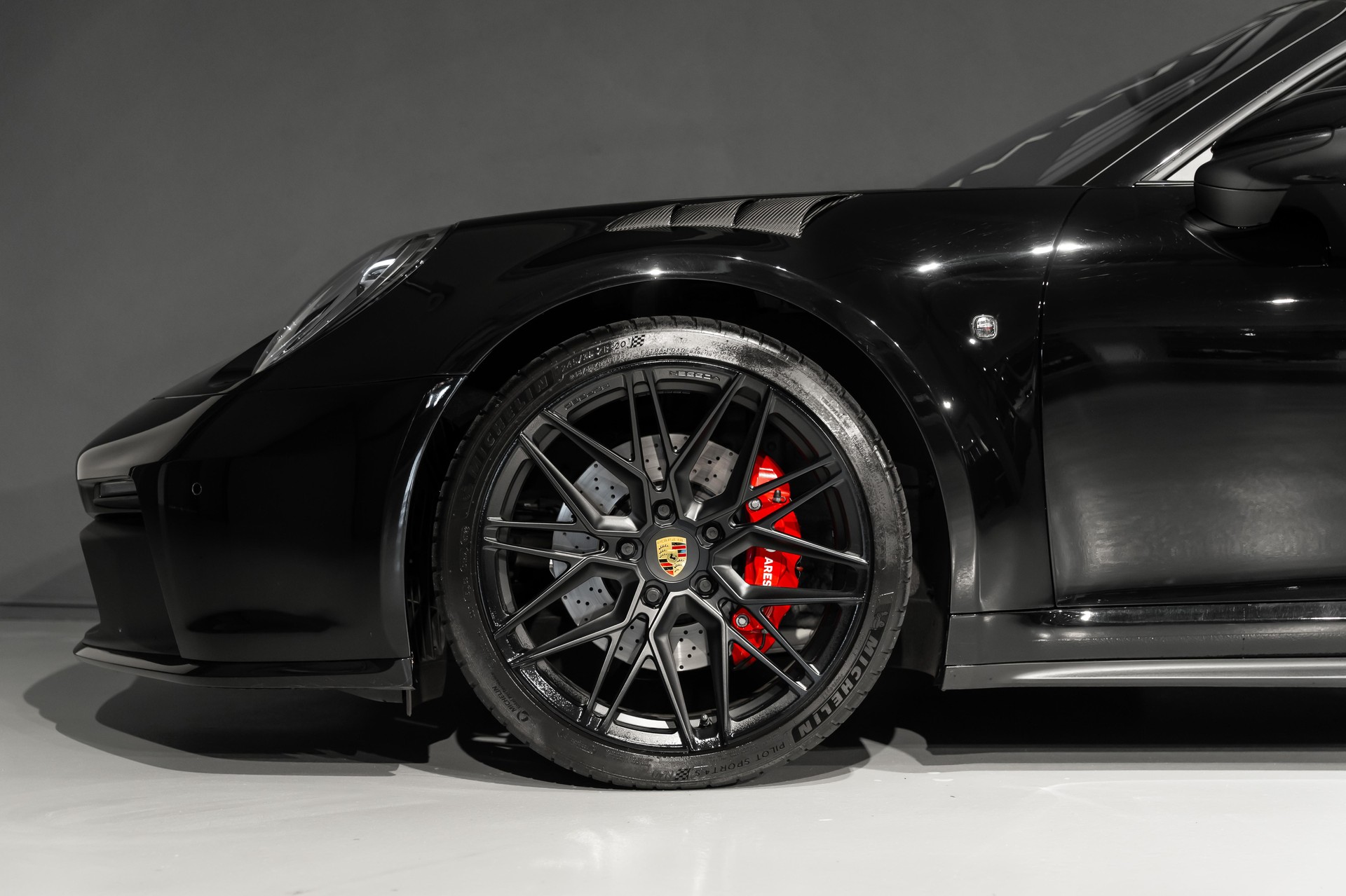 PORSCHE 911 Targa 3.0 Carrera 4S PDK ARES Design-image-9