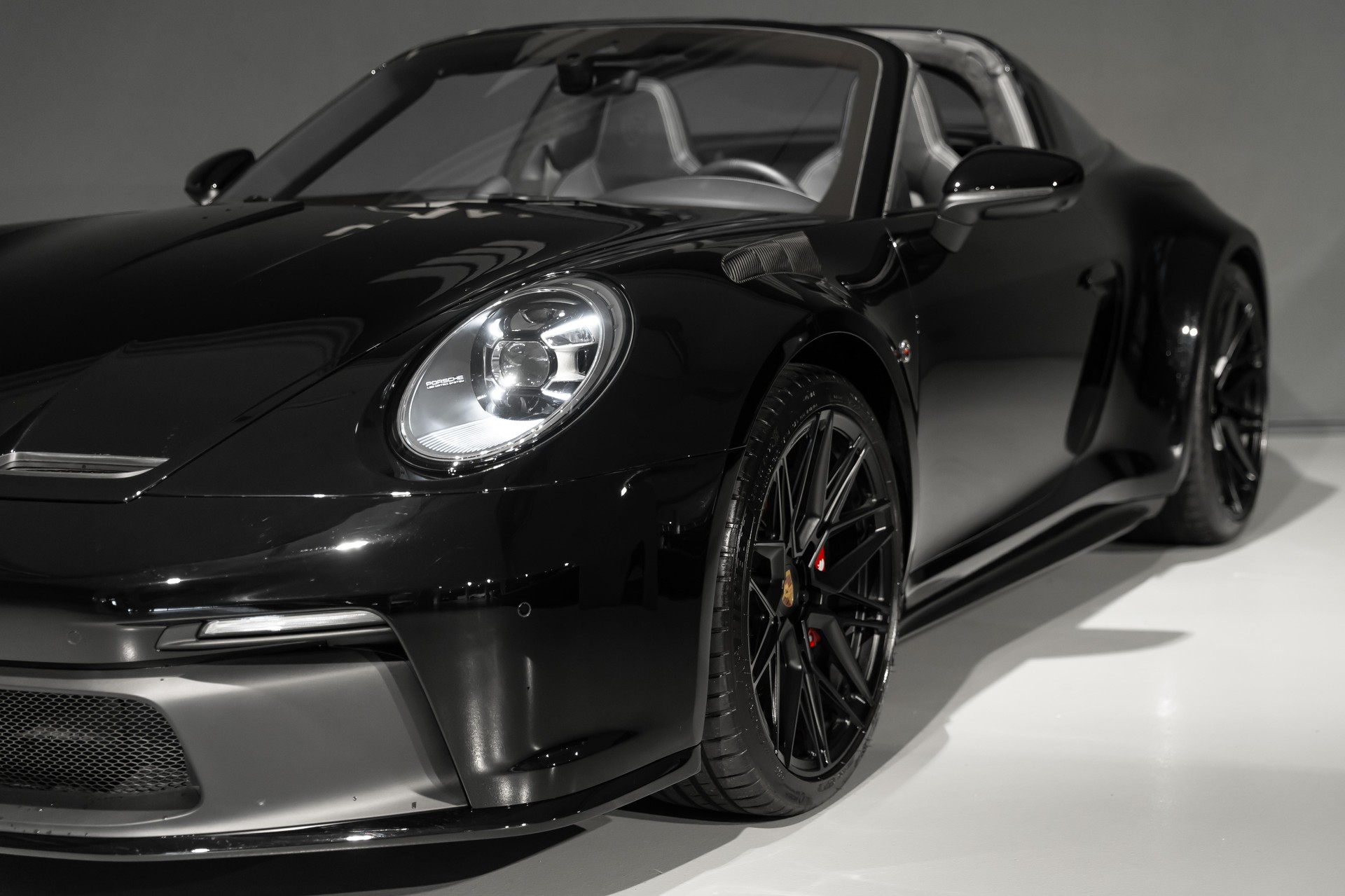 PORSCHE 911 Targa 3.0 Carrera 4S PDK ARES Design-image-7