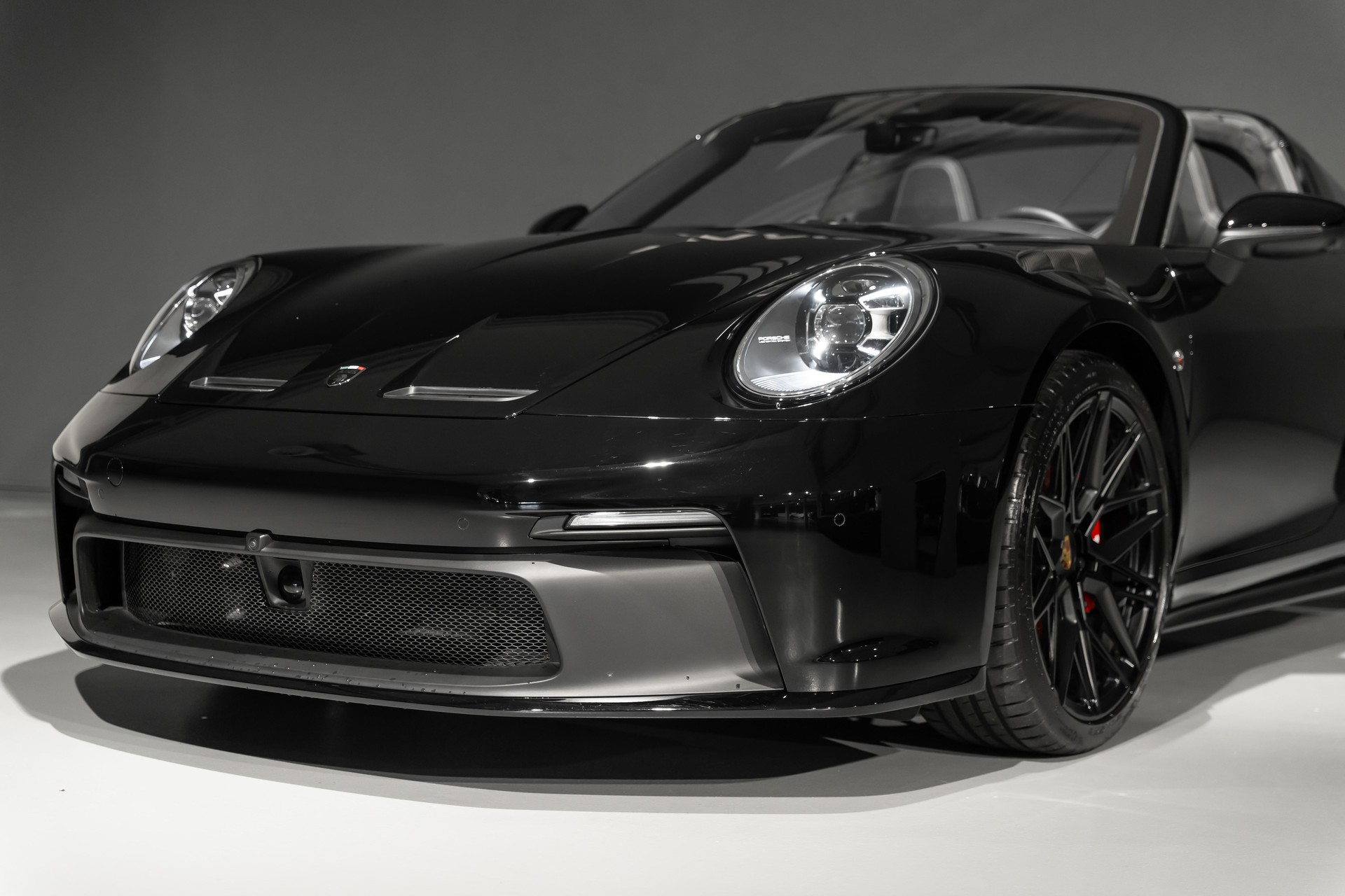 PORSCHE 911 Targa 3.0 Carrera 4S PDK ARES Design-image-6