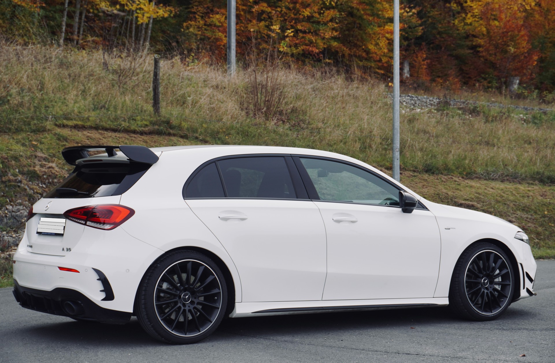 MERCEDES-BENZ A 35 AMG 4Matic Speedshift-image-8