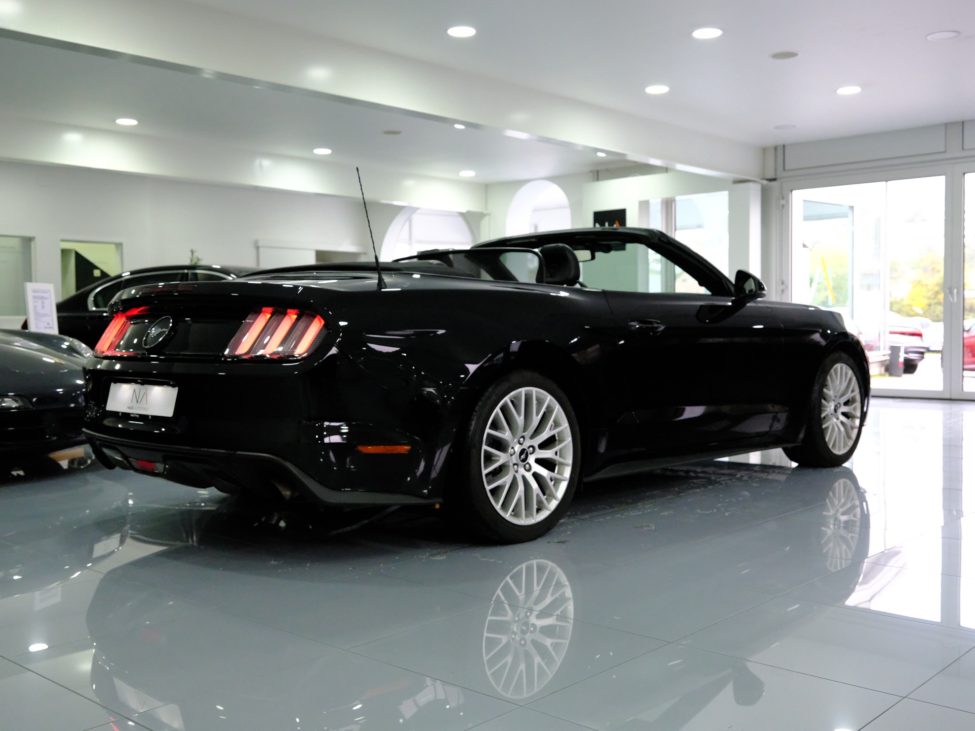 FORD Mustang Convertible 2.3 Automat-image-7