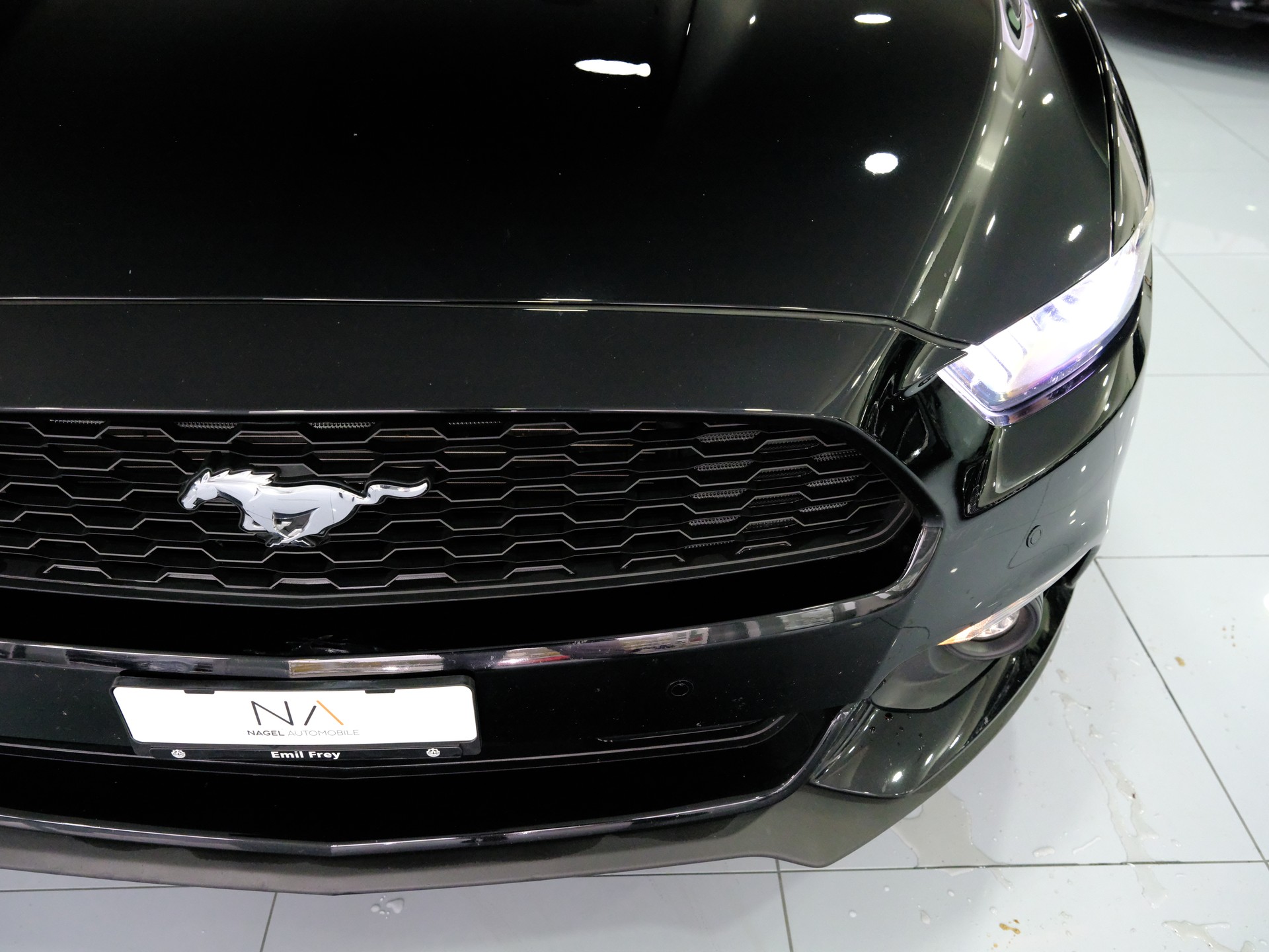 FORD Mustang Convertible 2.3 Automat-image-11