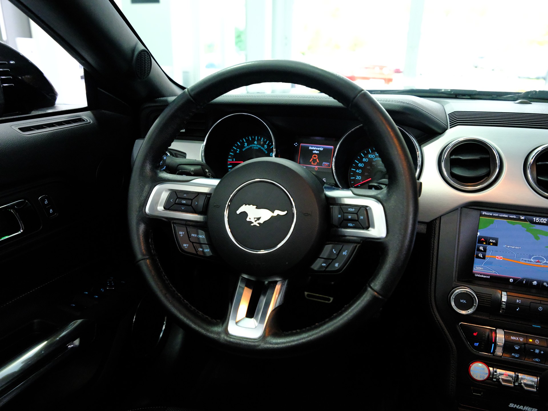 FORD Mustang Convertible 2.3 Automat-image-28