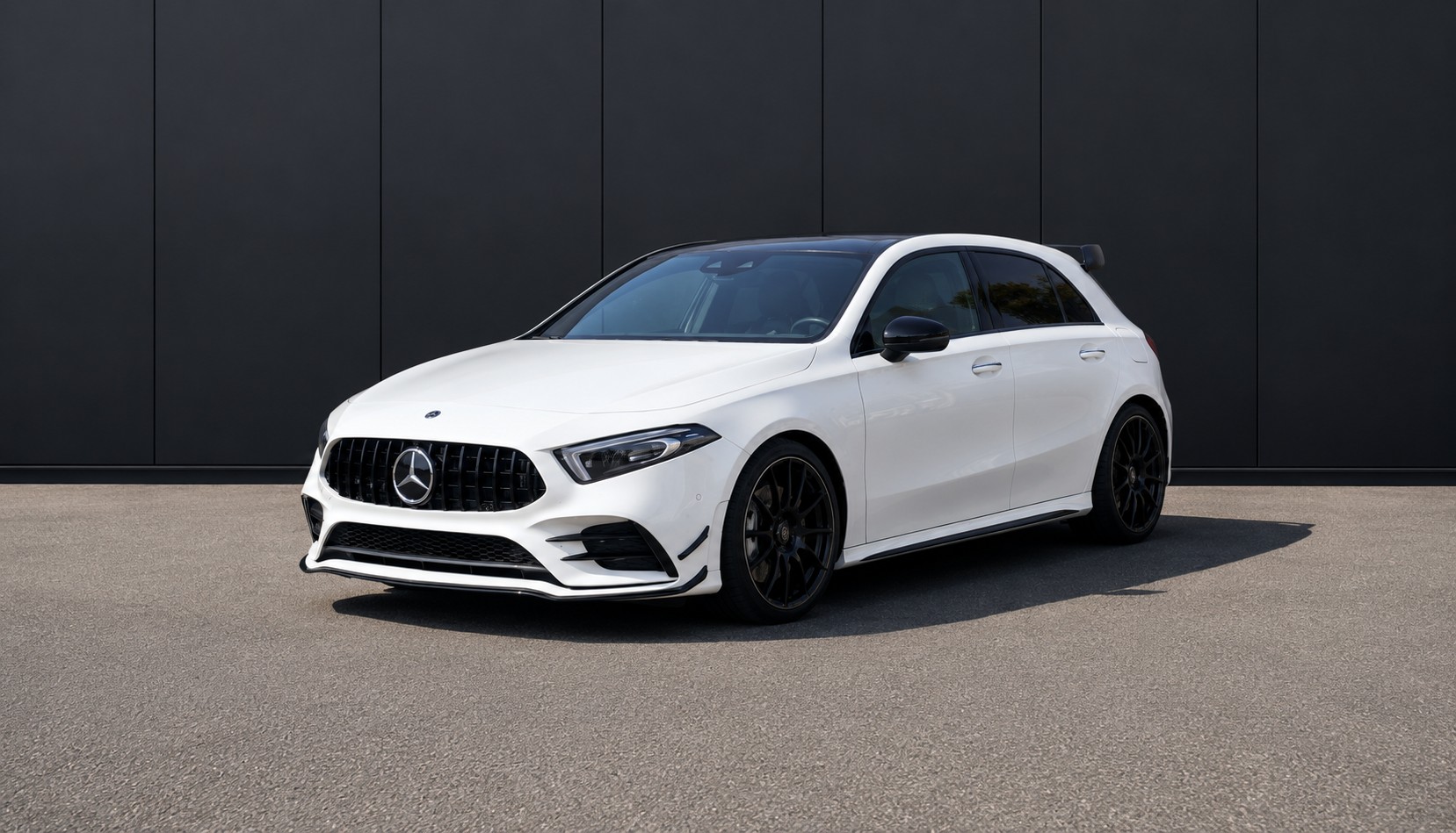 MERCEDES-BENZ A 35 AMG 4Matic Hirsch Edition Speedshift-image-1