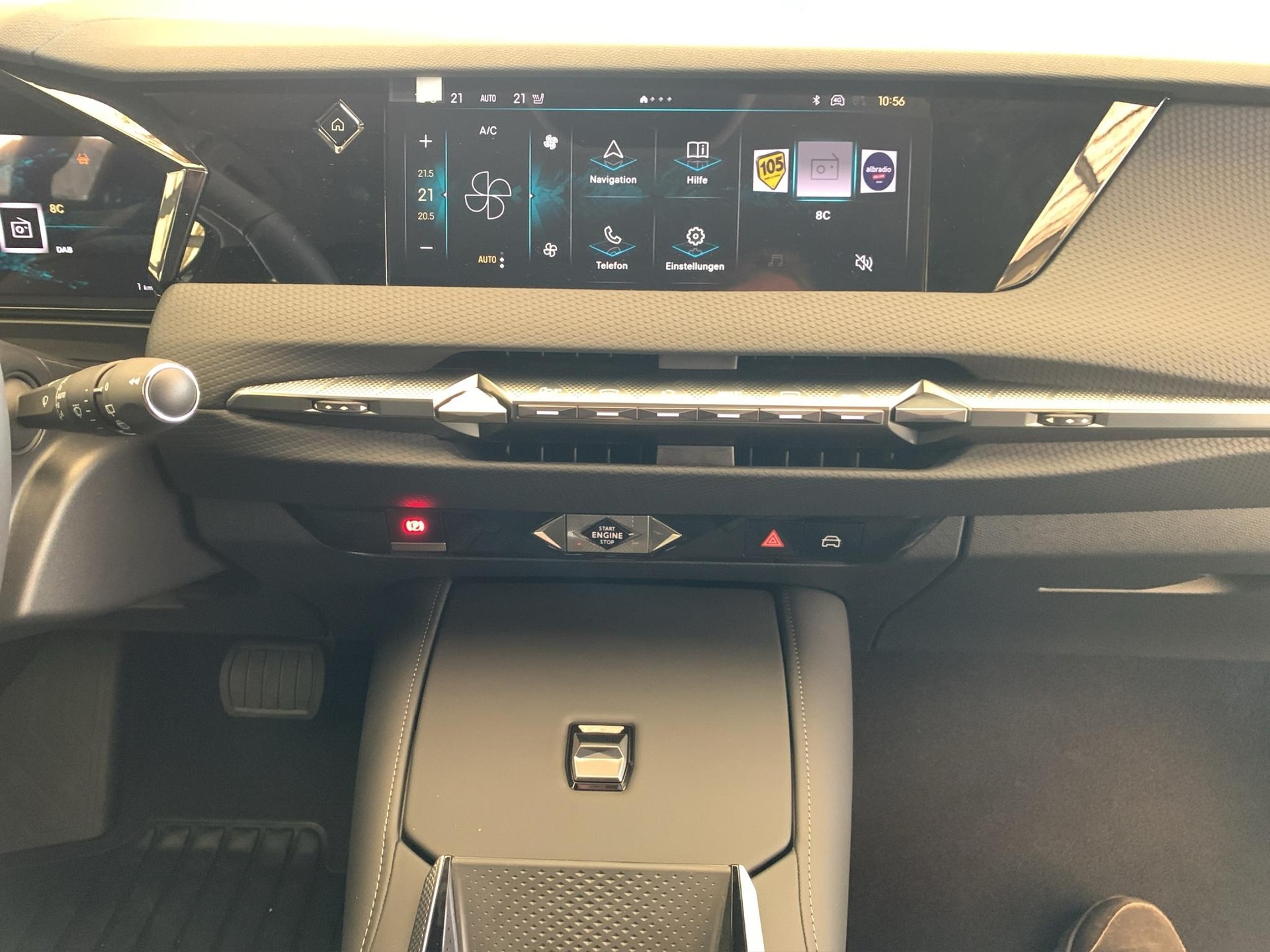 DS AUTOMOBILES No4 1.2 Hybrid Pallas-image-14