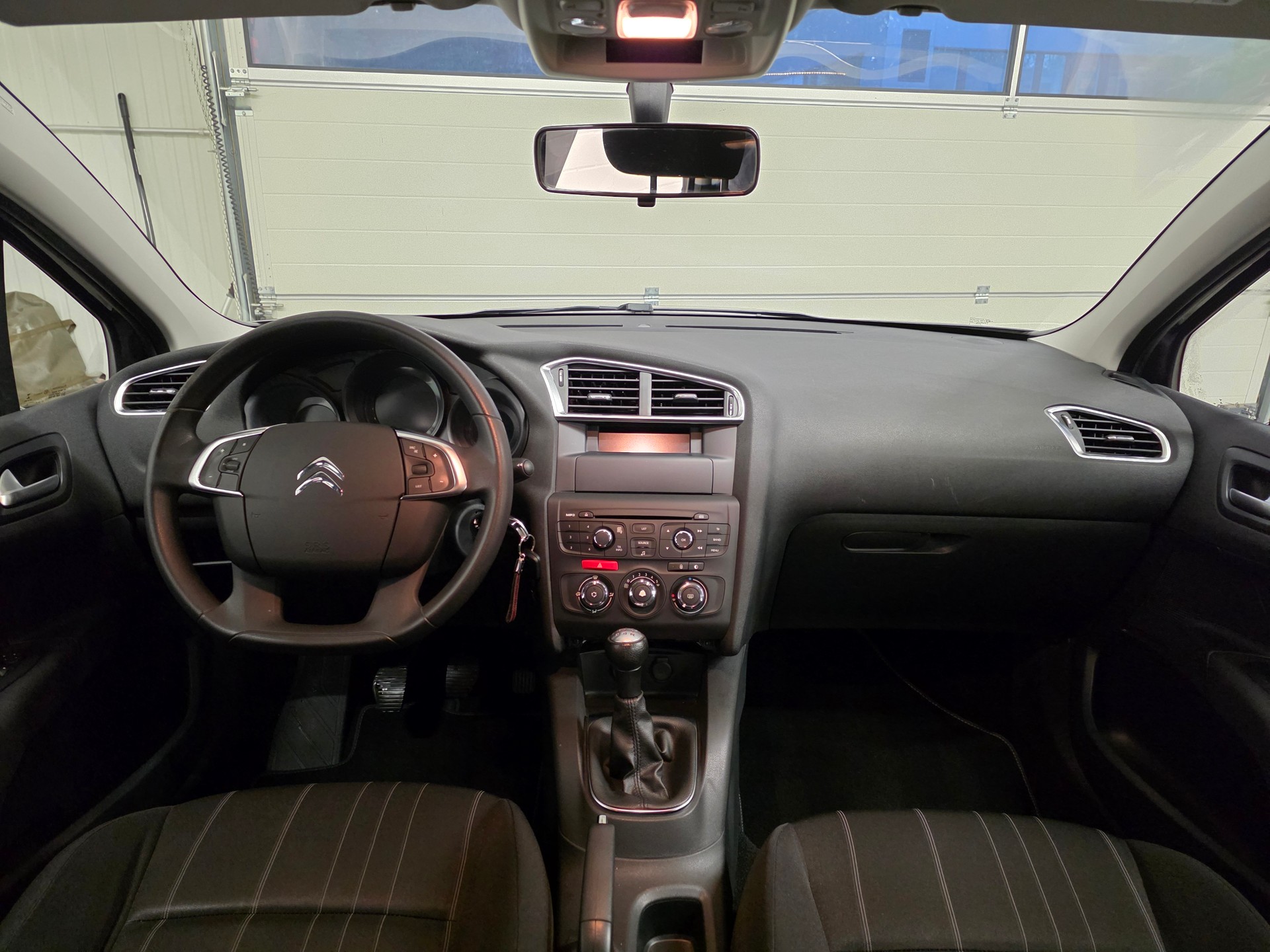 CITROEN C4 1.2 Pure Tech Live Edition-image-5