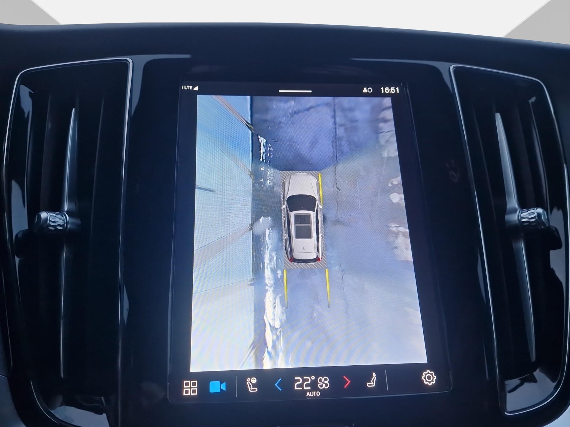 VOLVO V60 2.0 B3 Core-image-17