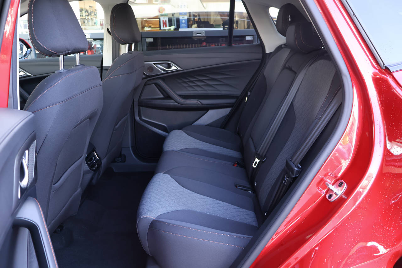 MG HS 1.5 Vti-Tech Comfort-image-13