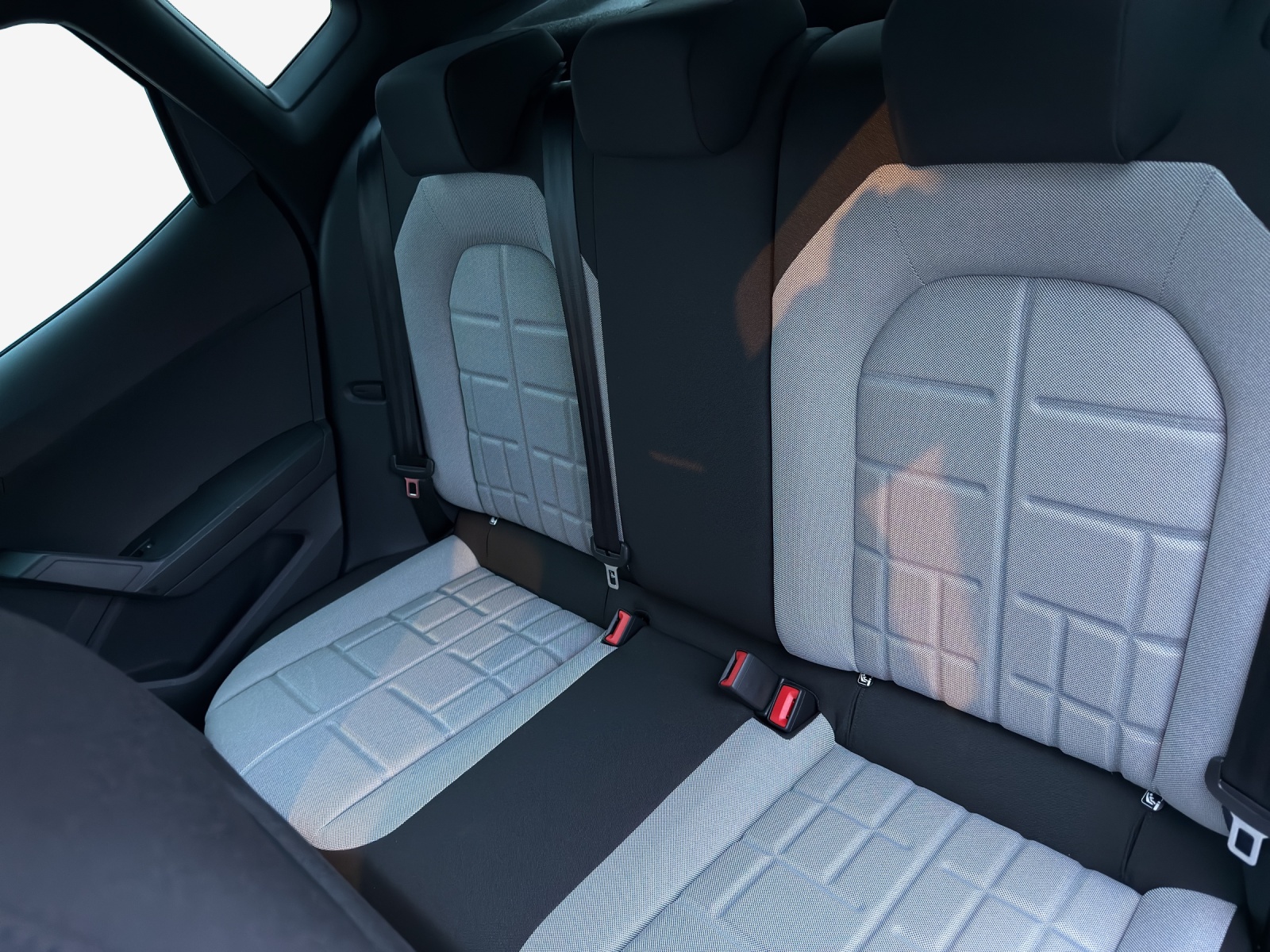 SEAT Arona 1.0 TSI Eco Move FR DSG-image-11