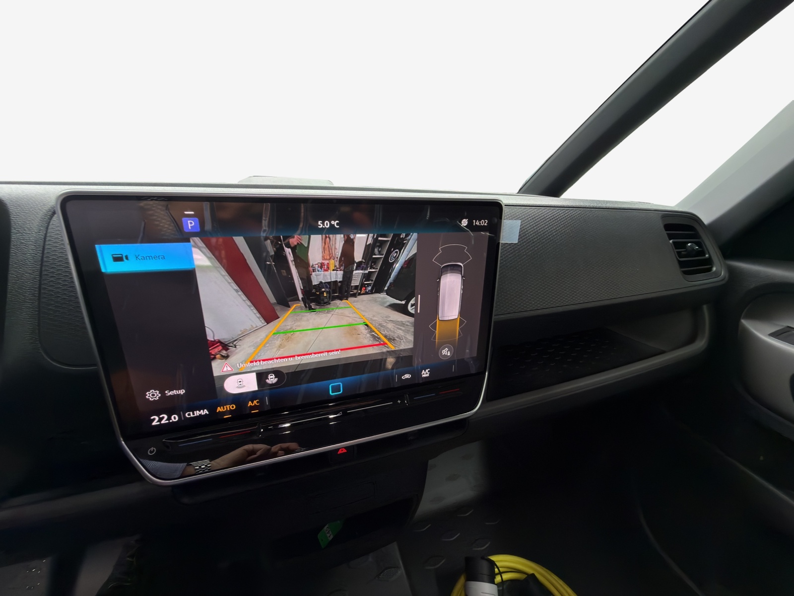 VW ID. Buzz Cargo Pro 4Motion-image-15