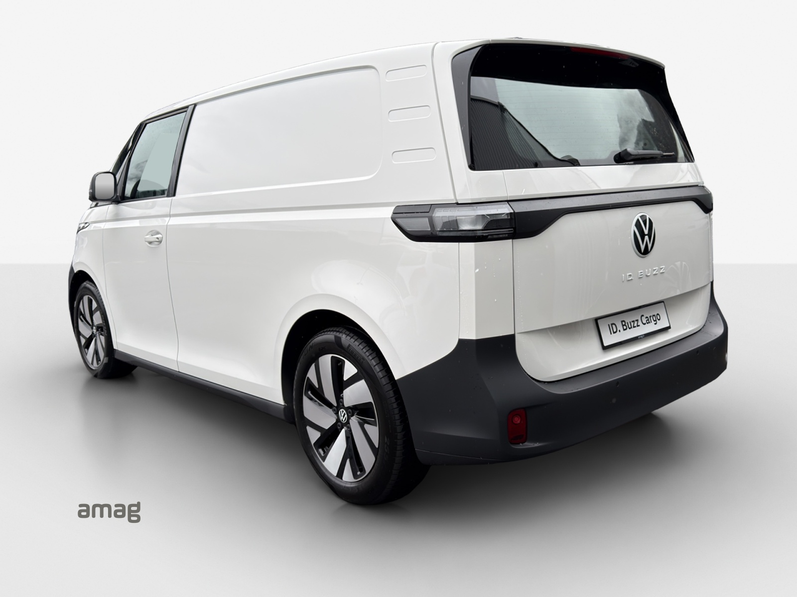 VW ID. Buzz Cargo Pro 4Motion-image-2