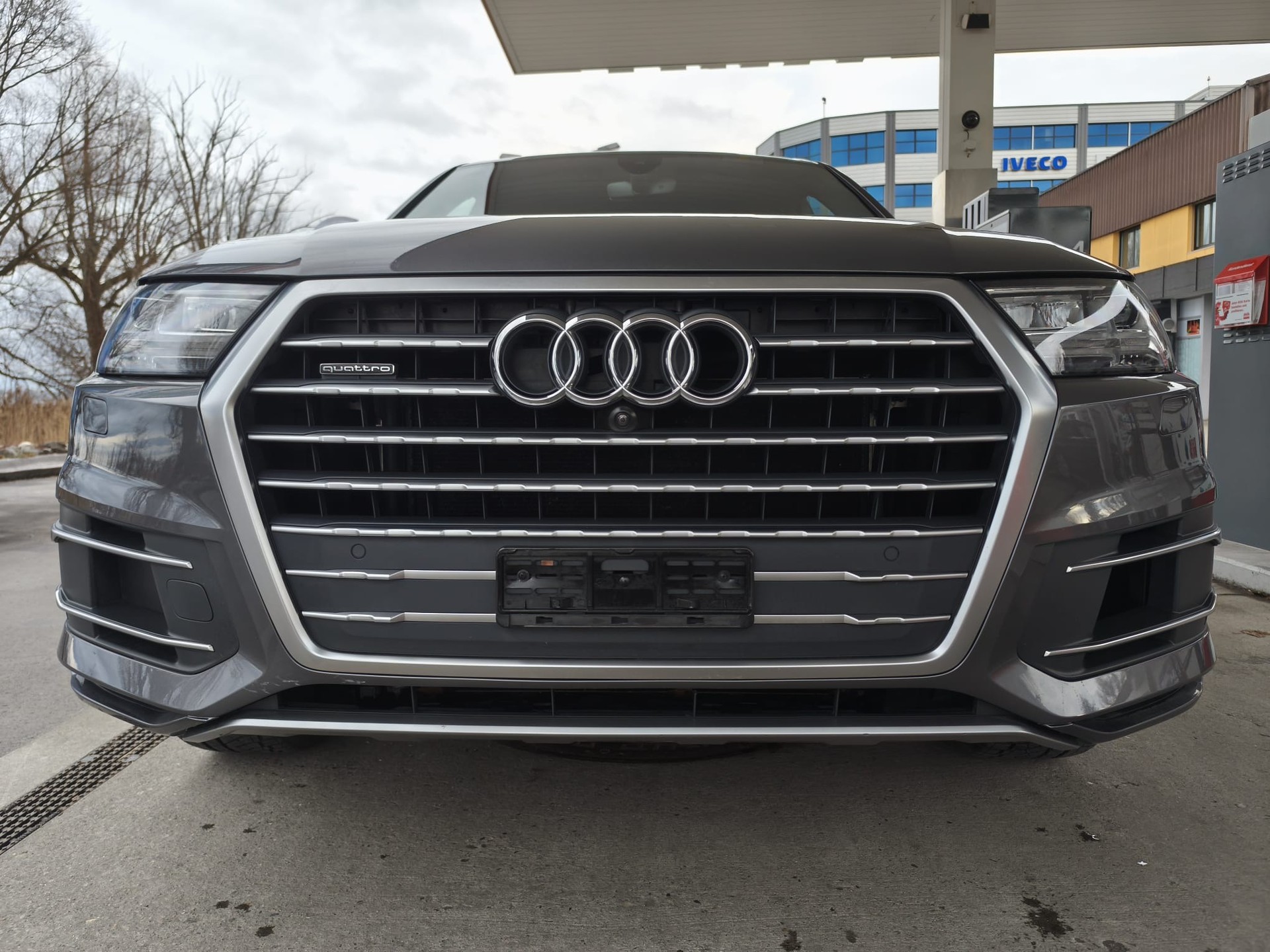 AUDI Q7 e-tron 3.0 TDI quattro tiptronic-image-7