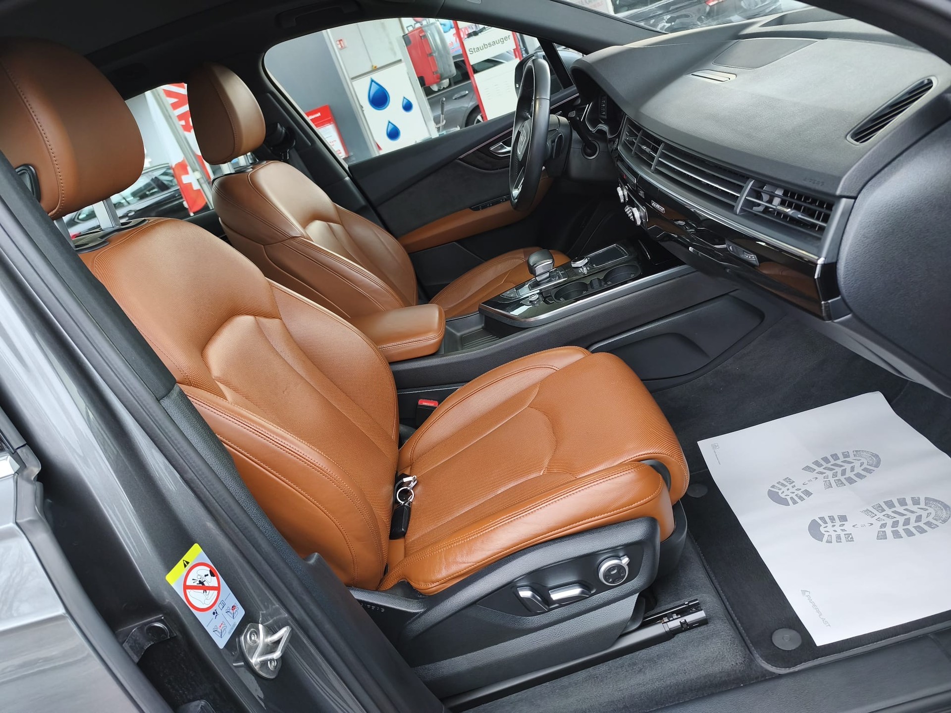 AUDI Q7 e-tron 3.0 TDI quattro tiptronic-image-14