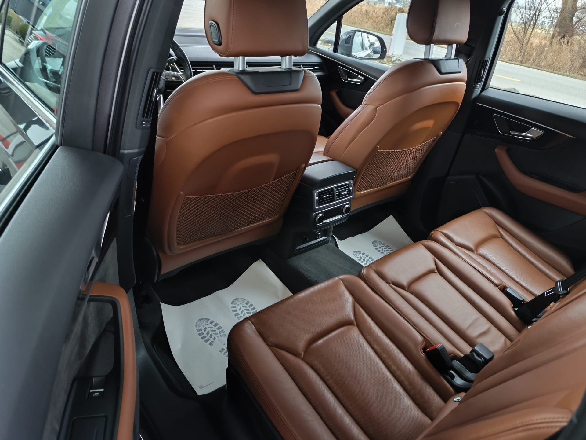AUDI Q7 e-tron 3.0 TDI quattro tiptronic-image-10