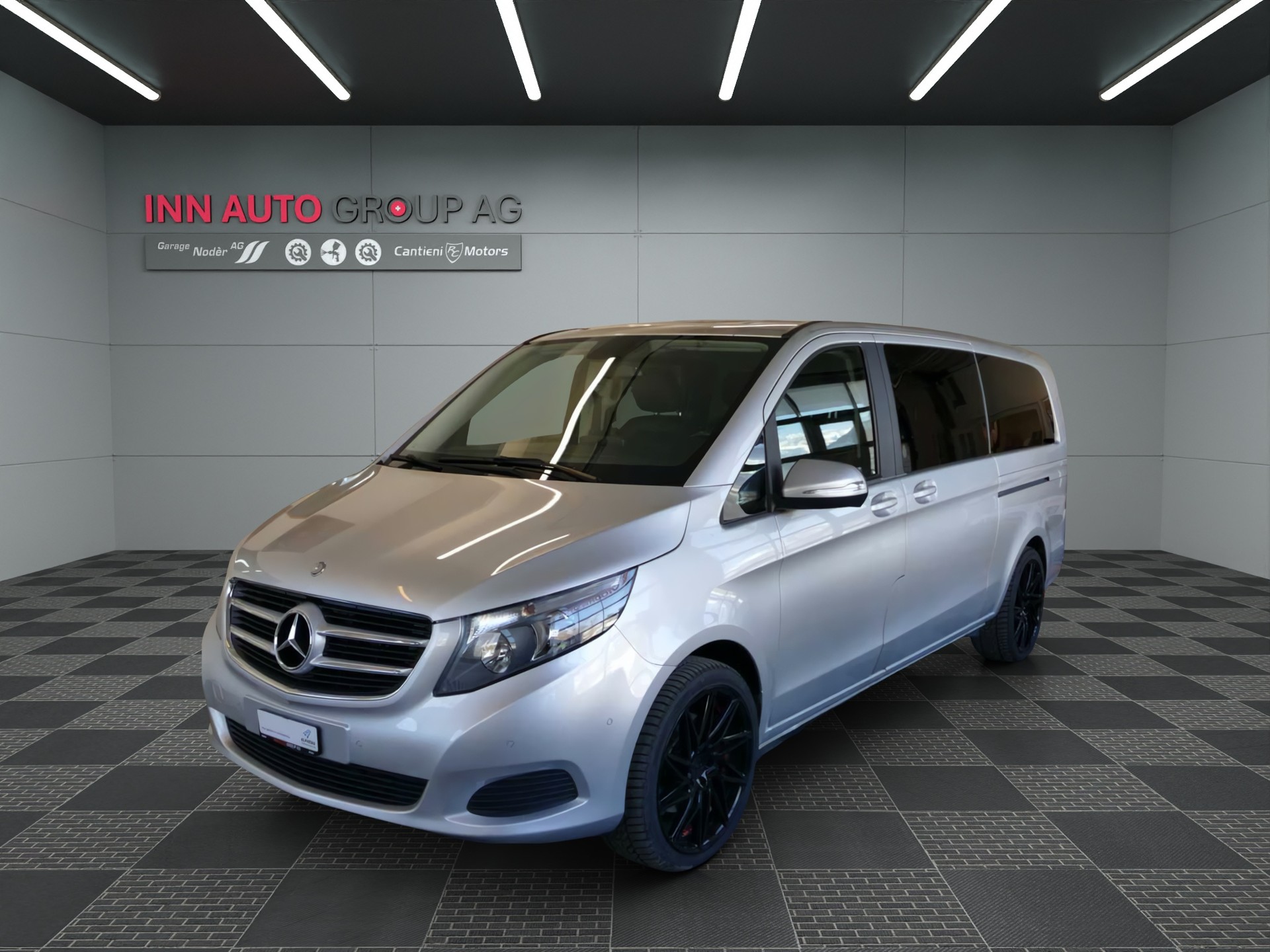 MERCEDES-BENZ V 220 d lang 4Matic 7G-Tronic