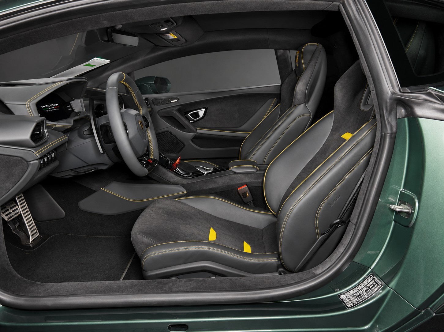 LAMBORGHINI Huracan Coupé 5.2 Tecnica 640 PS CH FAHRZEUG-image-6