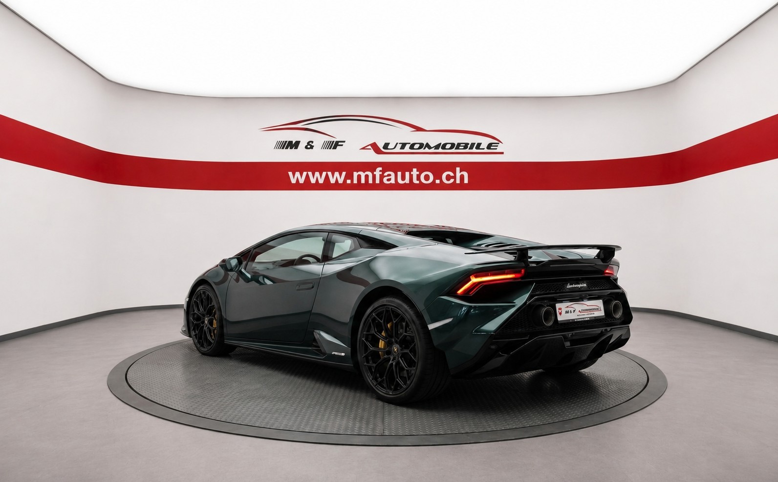 LAMBORGHINI Huracan Coupé 5.2 Tecnica 640 PS CH FAHRZEUG-image-3