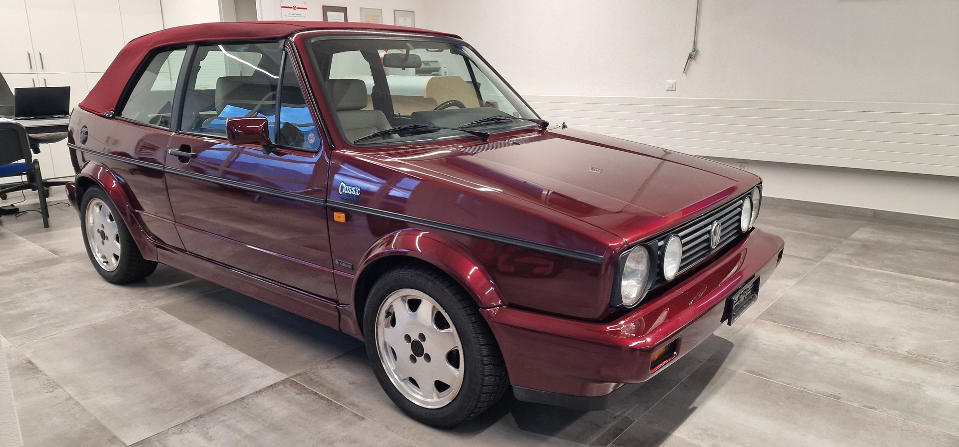 VW Golf Cabriolet 1800 Classic-Line-image-3