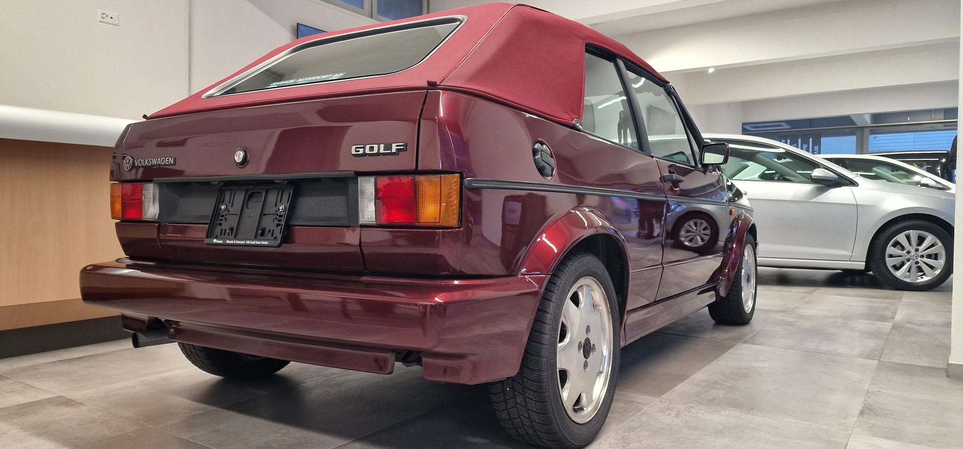 VW Golf Cabriolet 1800 Classic-Line-image-5