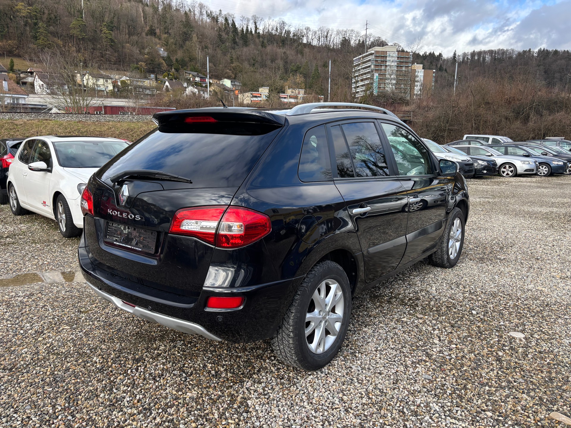 RENAULT Koleos 2.5 Bose 4x4 CVT-image-2