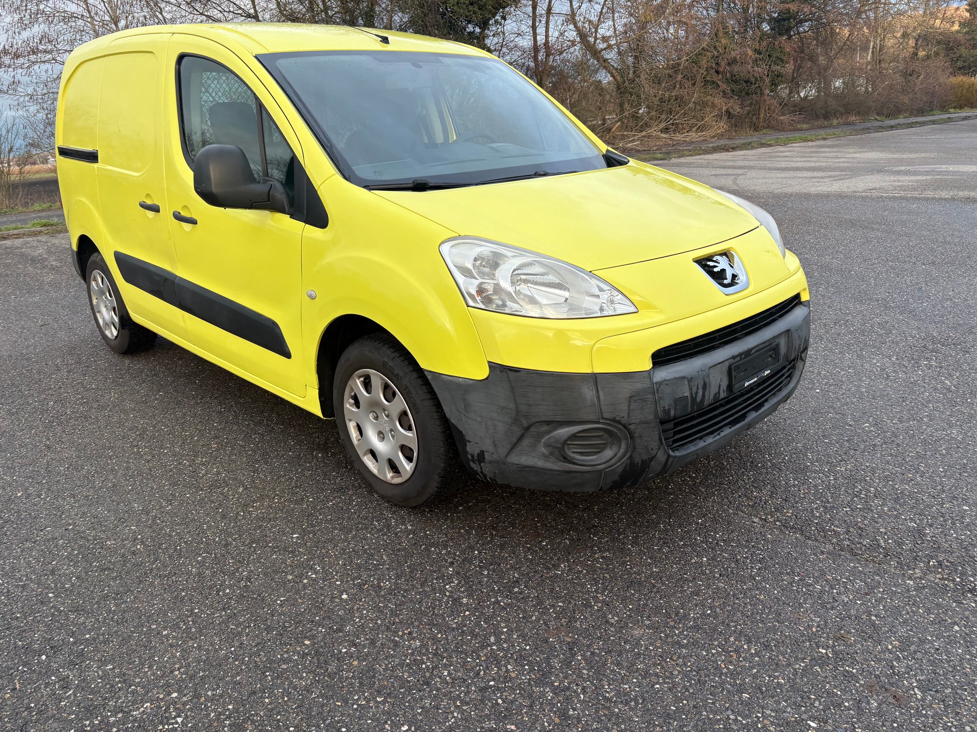 PEUGEOT Partner 1.6i Urban