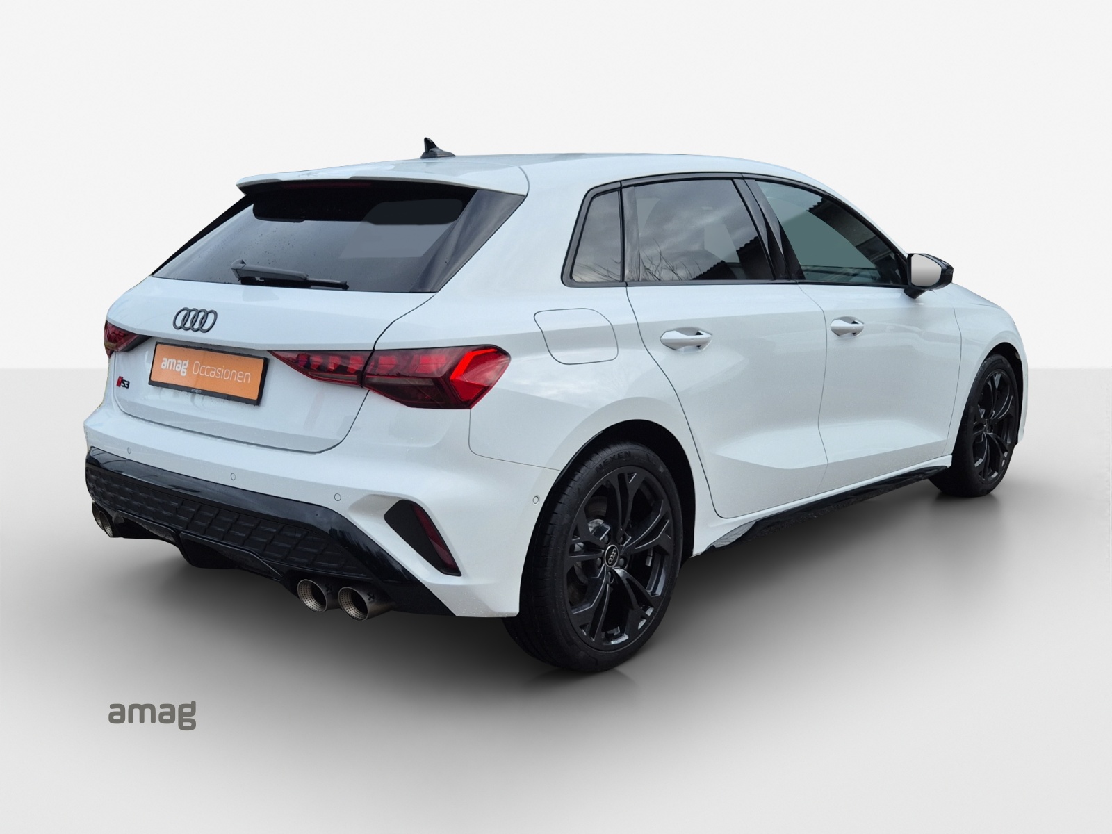 AUDI S3 Sportback TFSI quattro S-tronic-image-4