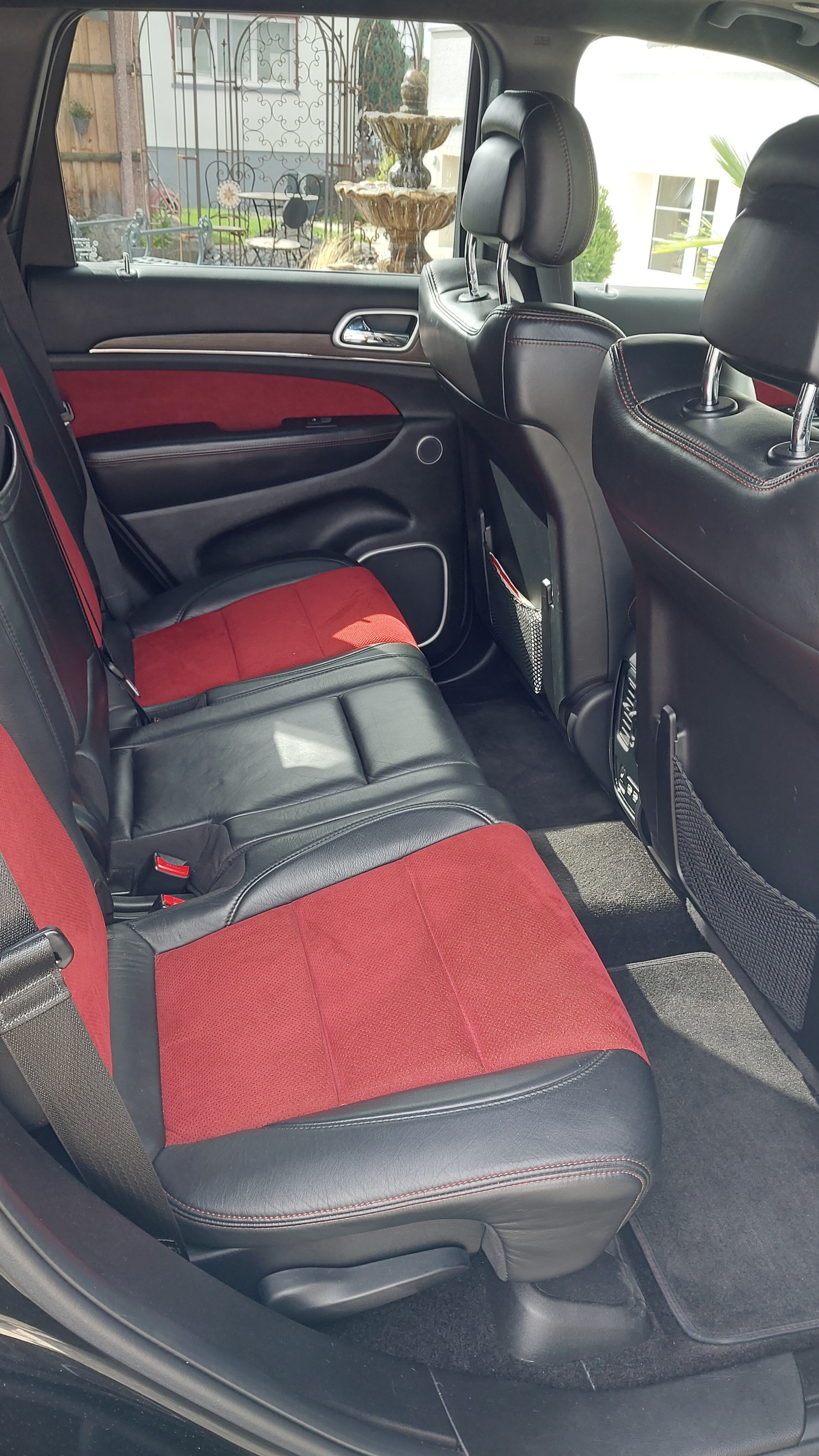 JEEP Grand Cherokee 6.4 V8 HEMI SRT8 Red Vapor Aut.-image-4