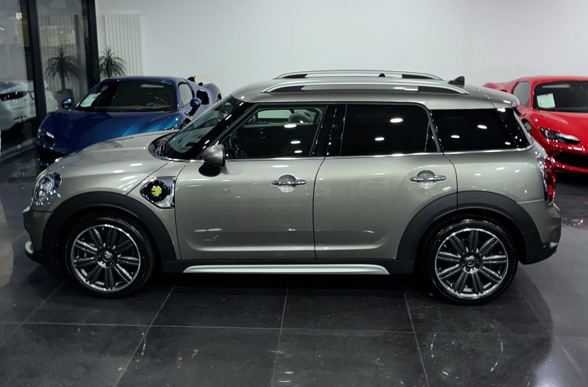 MINI Countryman Cooper S E ALL4 Steptronic-image-3