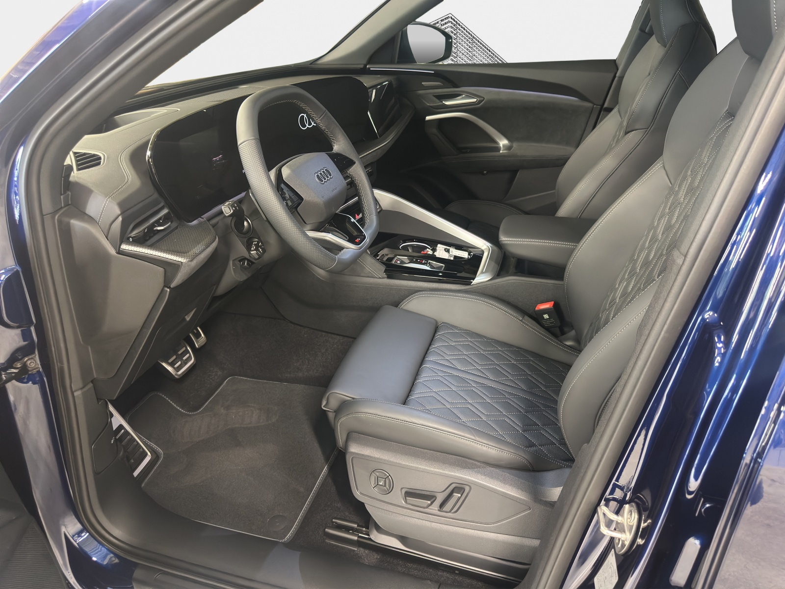 AUDI SQ5 TFSI quattro S-tronic-image-9