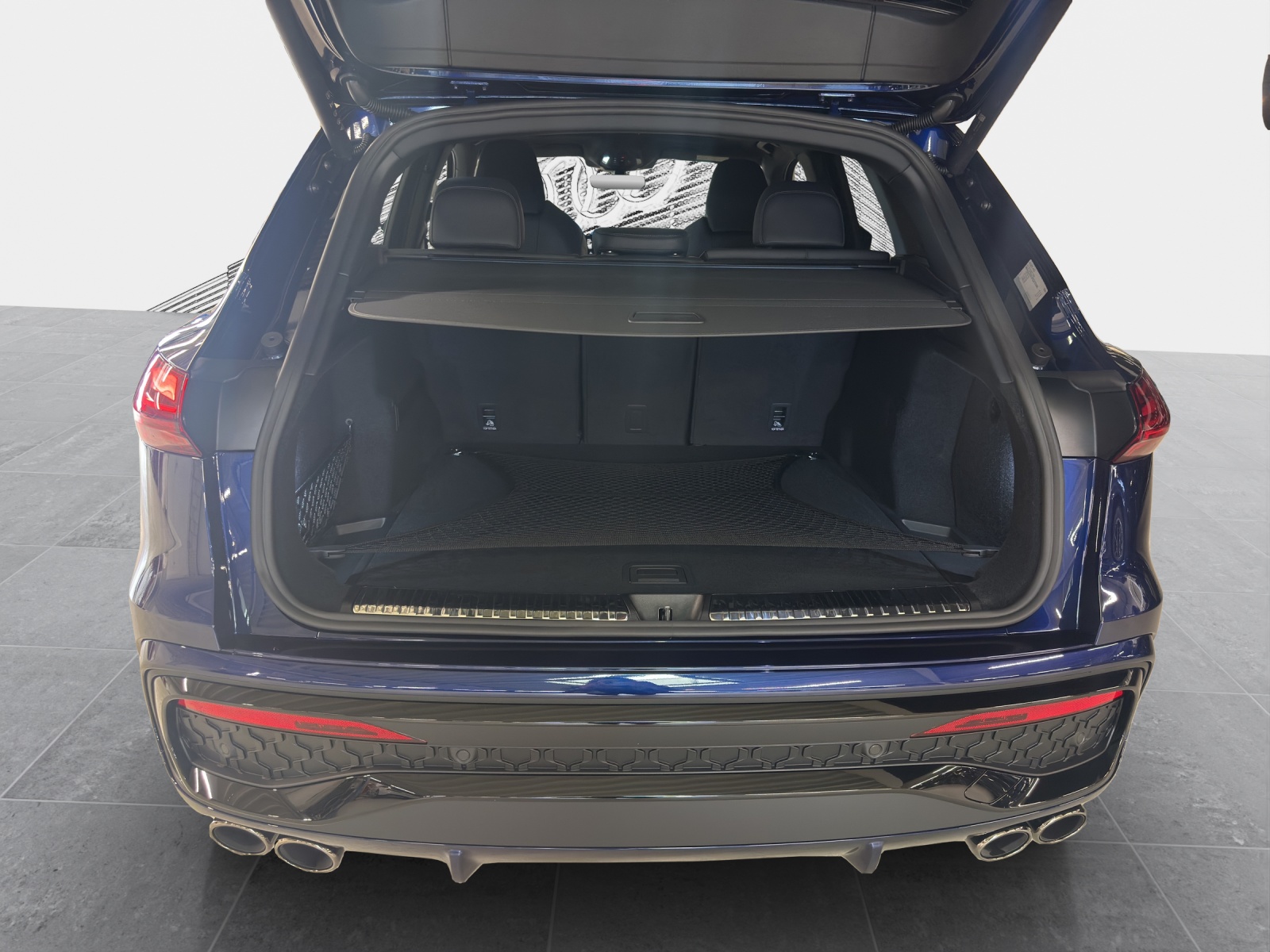 AUDI SQ5 TFSI quattro S-tronic-image-12