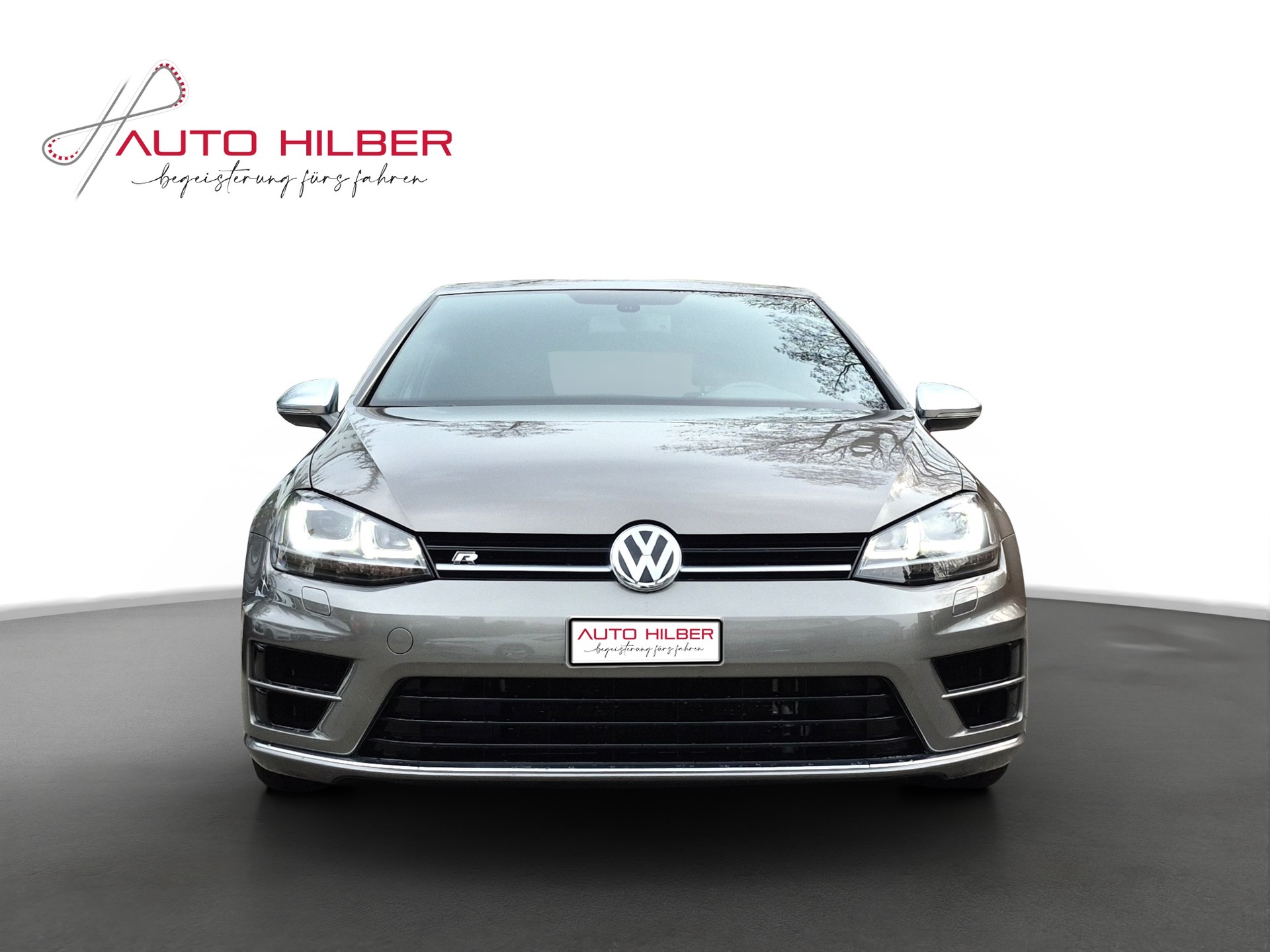 VW Golf 2.0 TSI R 4Motion DSG-image-1