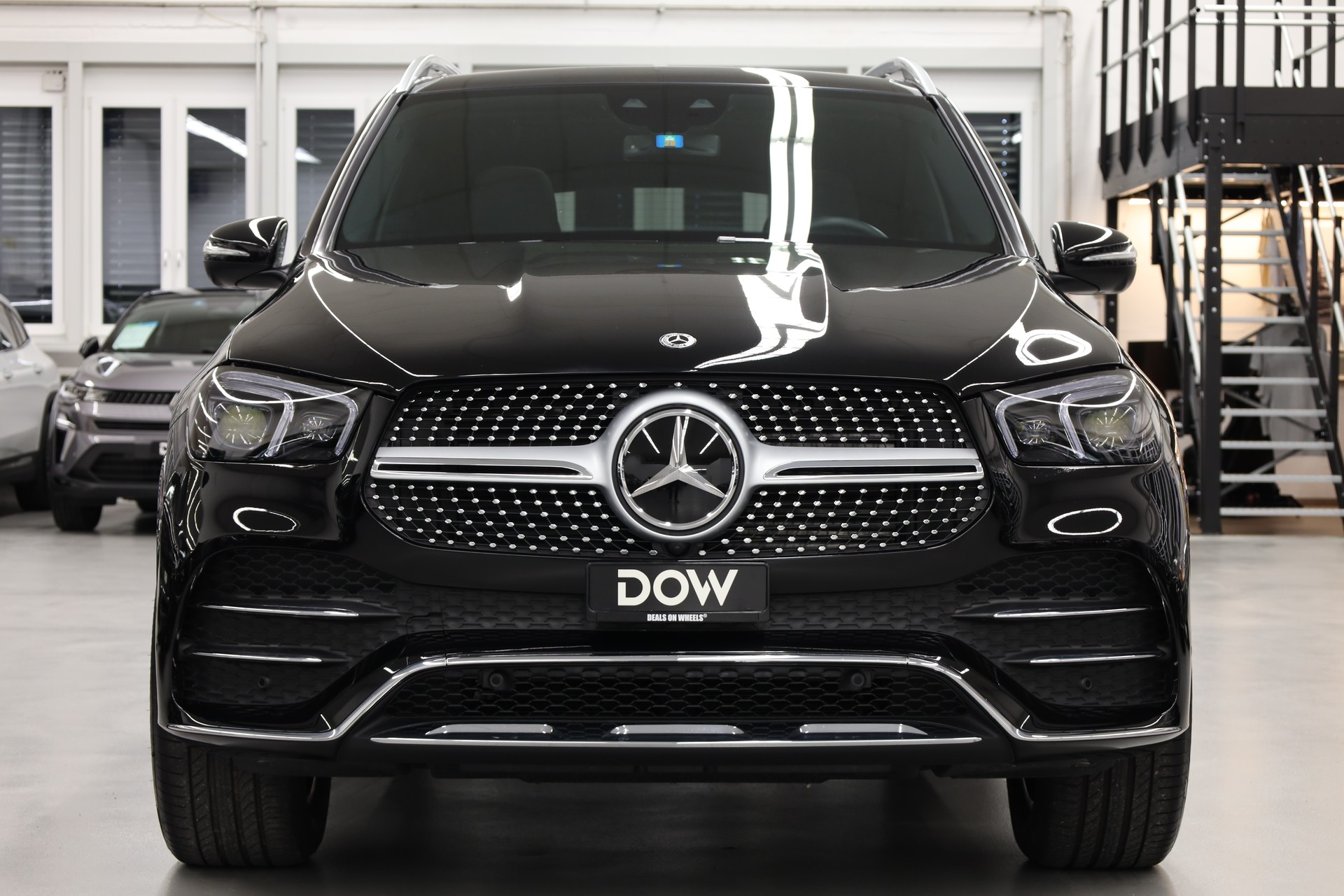 MERCEDES-BENZ GLE 300 d AMG Line 4matic-image-3