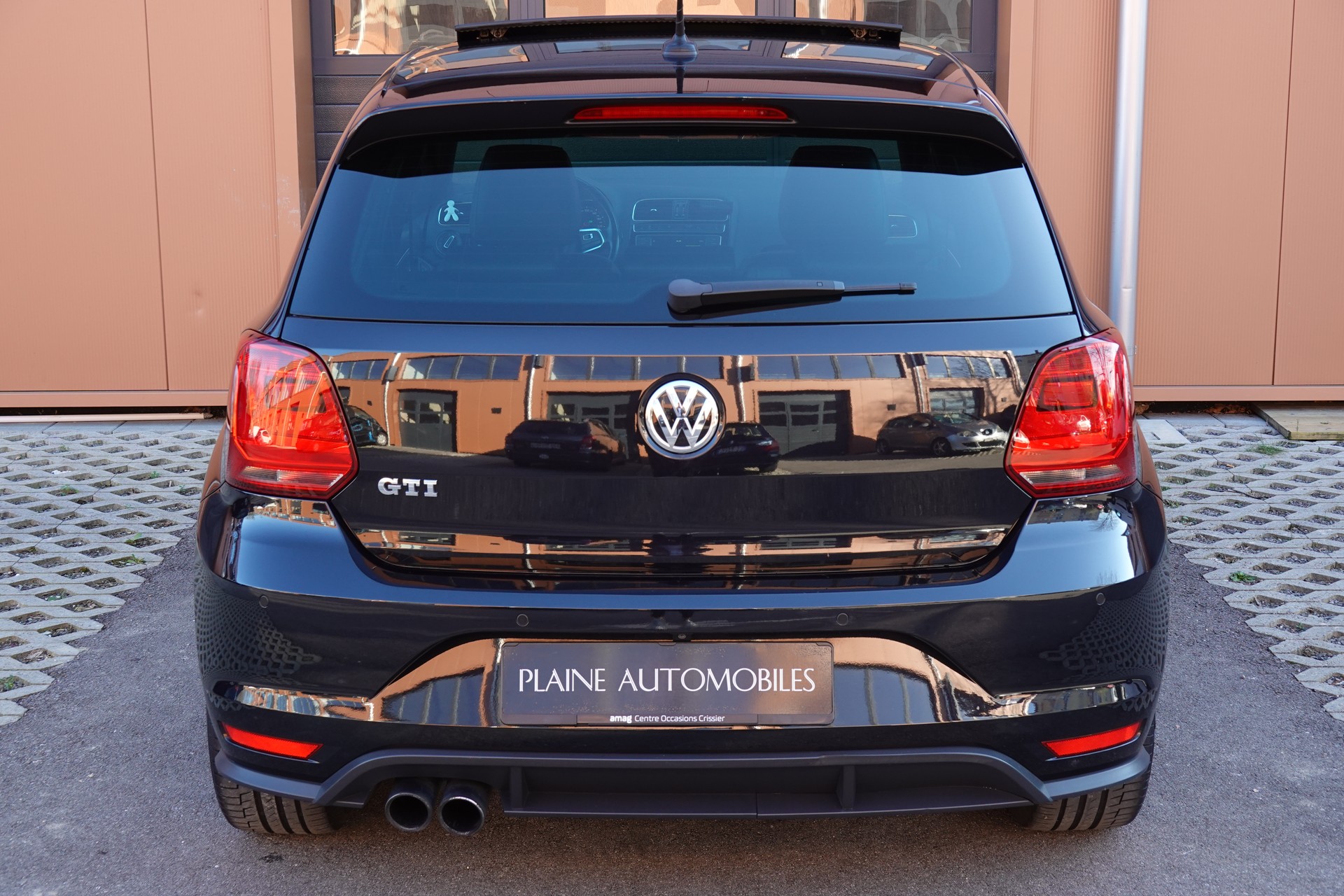 VW Polo 1.8 TSI GTI DSG - « CH Auto * Tout Ouvrant * Caméra * Tempomat * Drive Select »-image-6