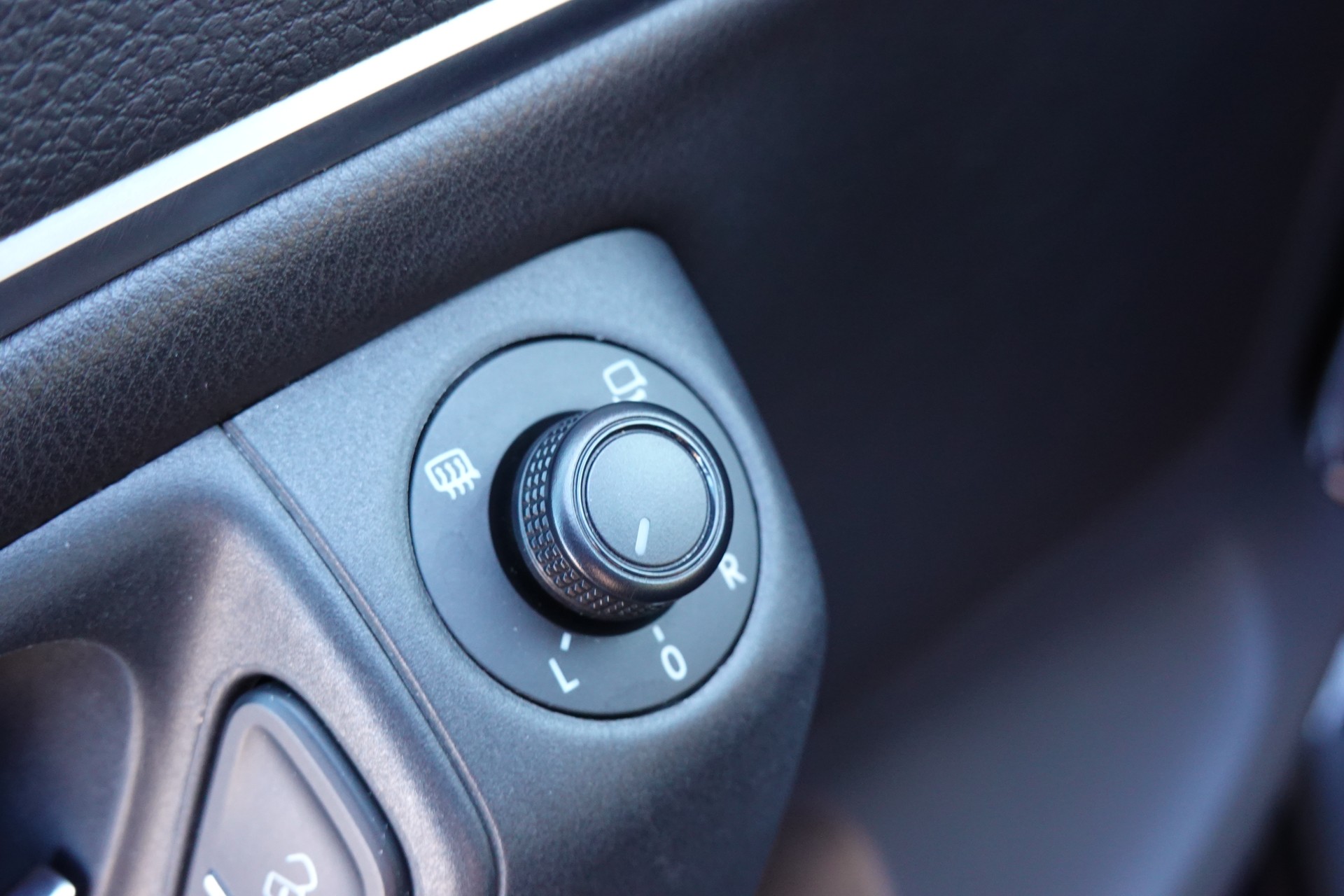 VW Polo 1.8 TSI GTI DSG - « CH Auto * Tout Ouvrant * Caméra * Tempomat * Drive Select »-image-10