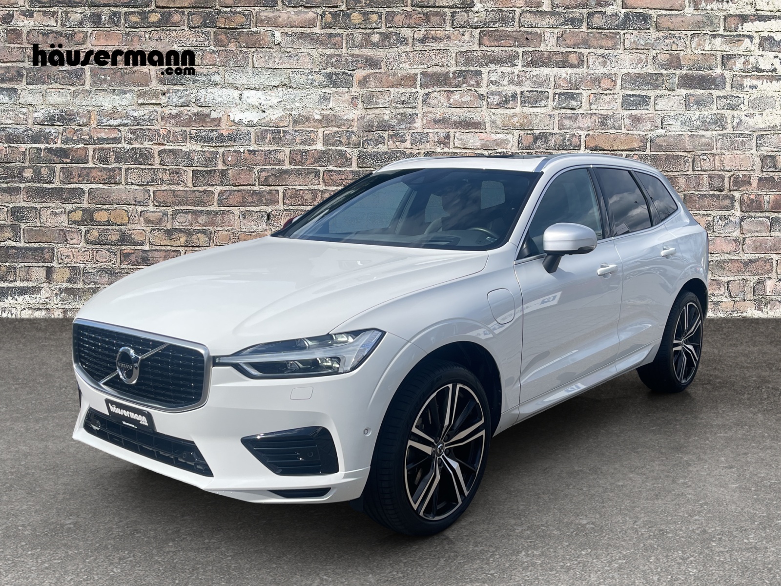 VOLVO XC60 2.0 T8 TE R-Design AWD-image-0