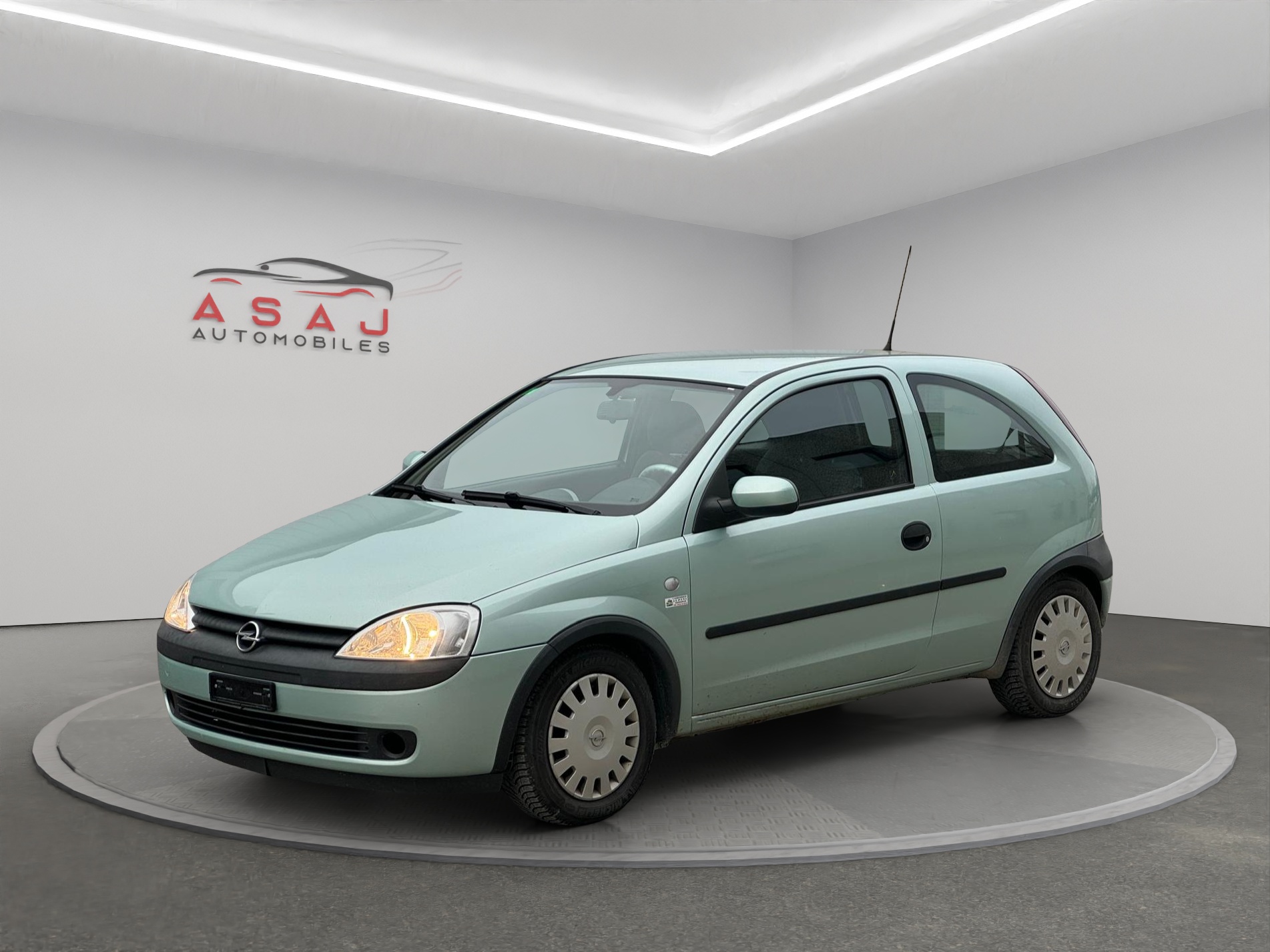 OPEL Corsa 1.2 16V Club-image-2