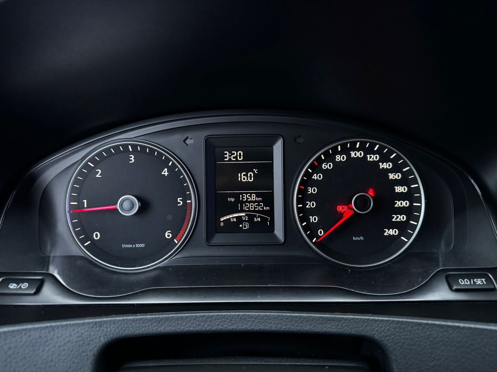 VW T5 2.0 TDI BMT 9Plätze-image-23