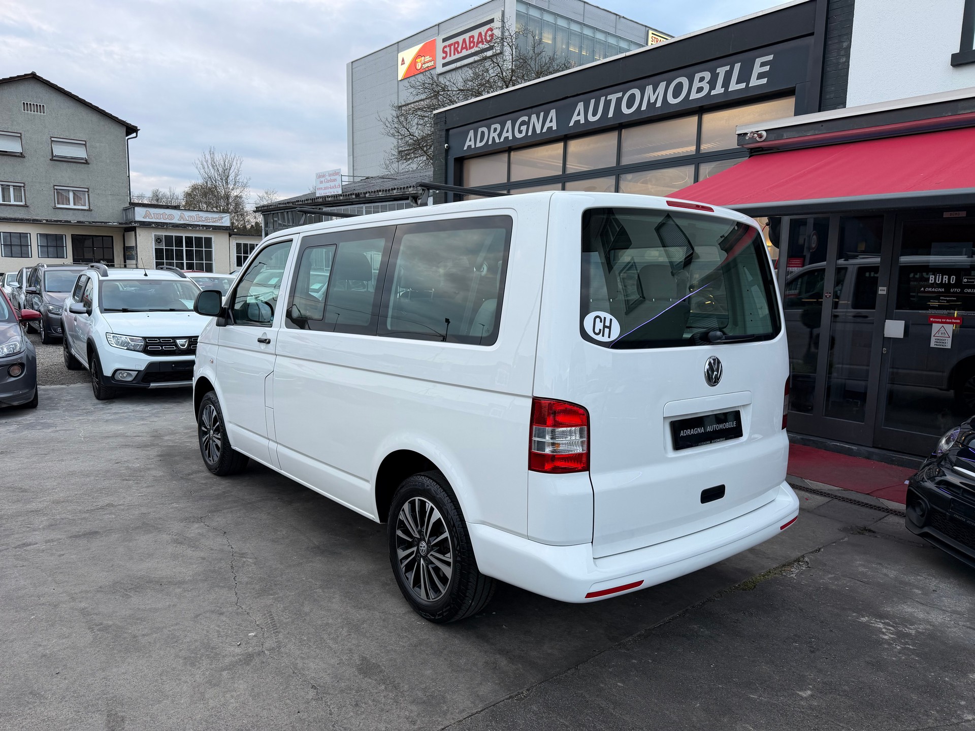 VW T5 2.0 TDI BMT 9Plätze-image-5